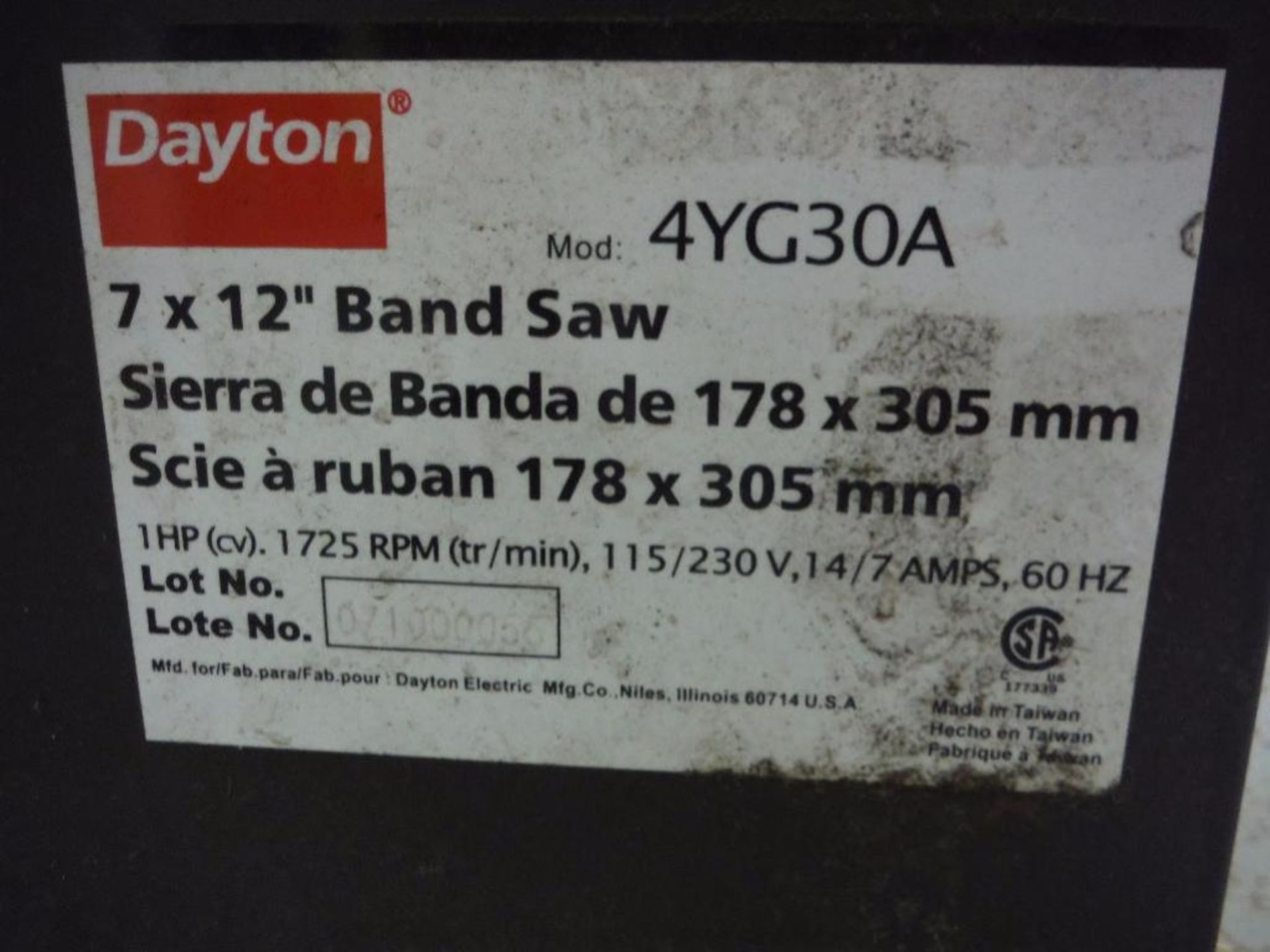 Dayton 7 x 12 in. horizontal band saw, Model 4YG30A ** Rigging Fee: $50 ** - Image 5 of 6