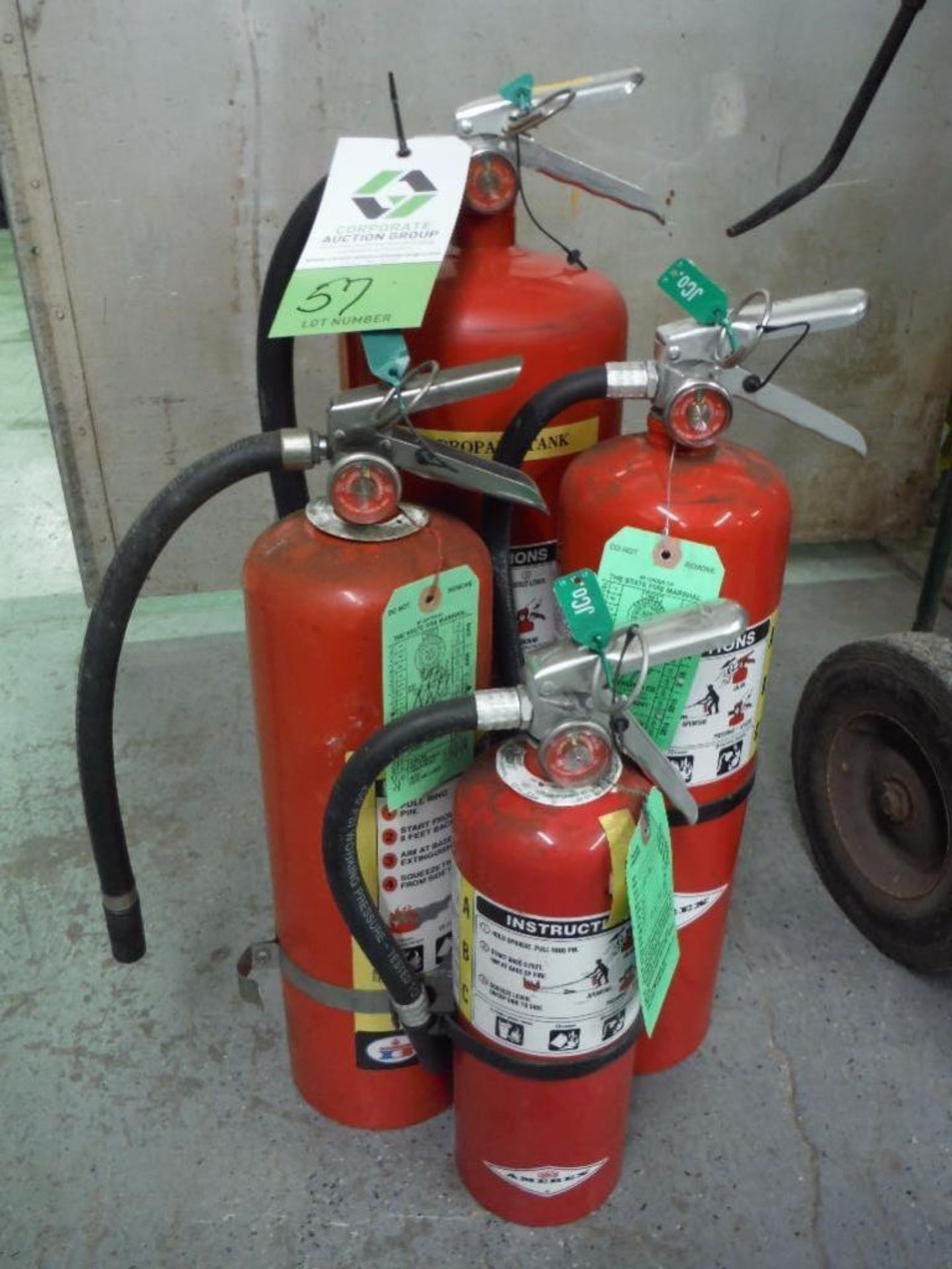 4 assorted size abc fire extinguishers ** Rigging Fee: $10 ** - Image 2 of 3