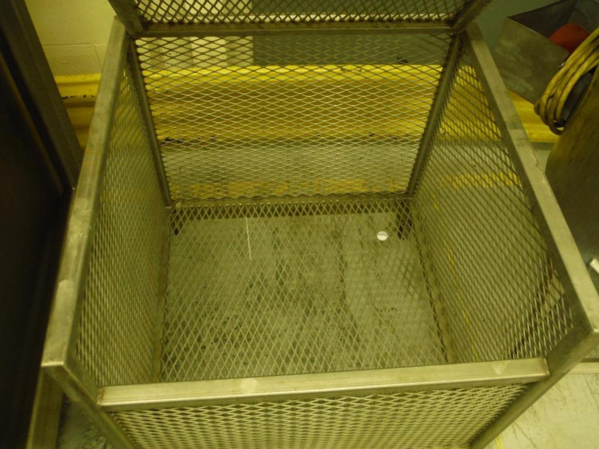 SS cage with hinged lid, 36 in. x 36 in. x 36 in, on casters ** Rigging Fee: $25 ** - Image 2 of 3