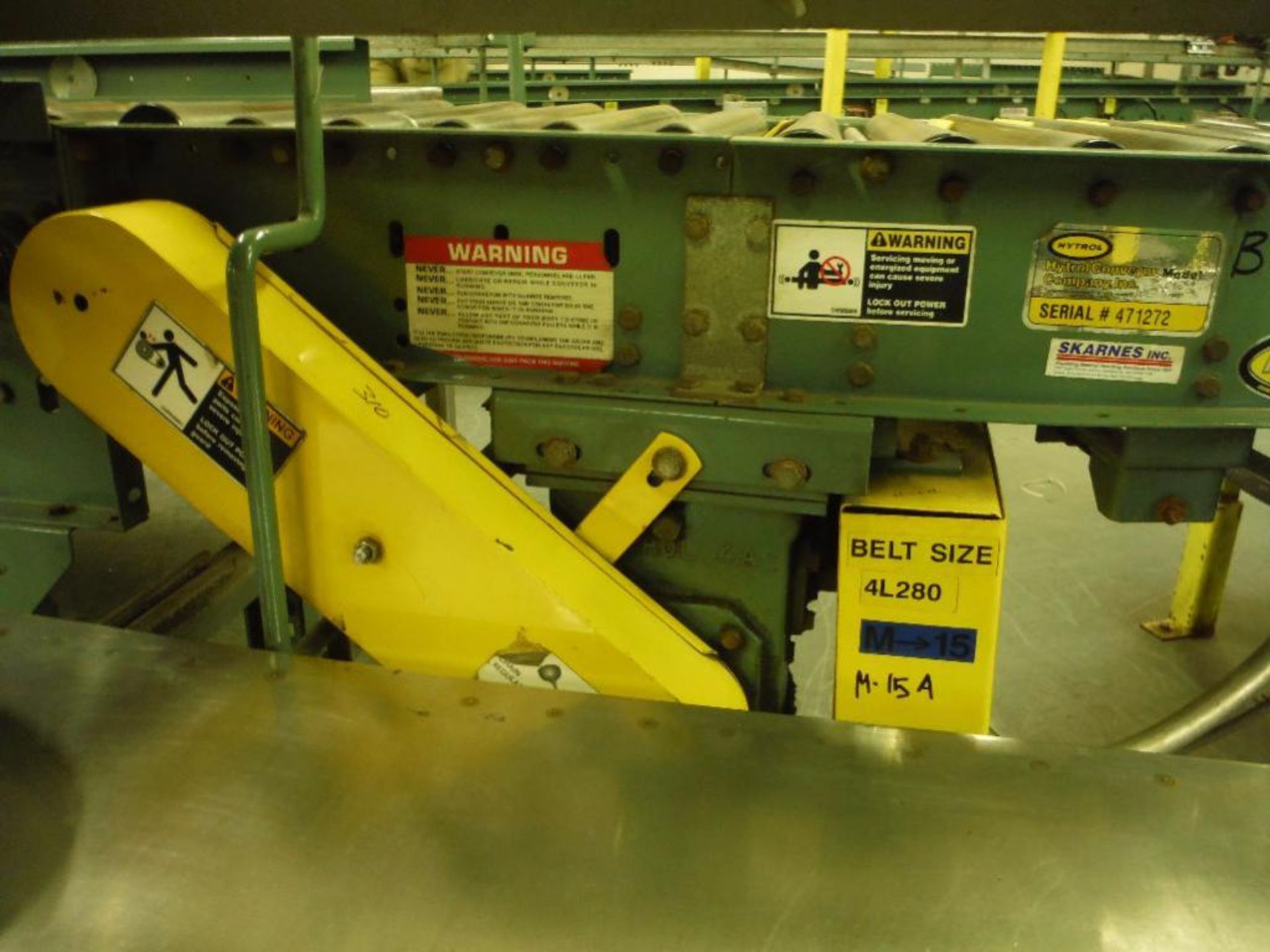 Hytrol 45 degree powered roller conveyor, 11 ft. long x 15 in. wide, motor and drive, mild steel - Image 4 of 5