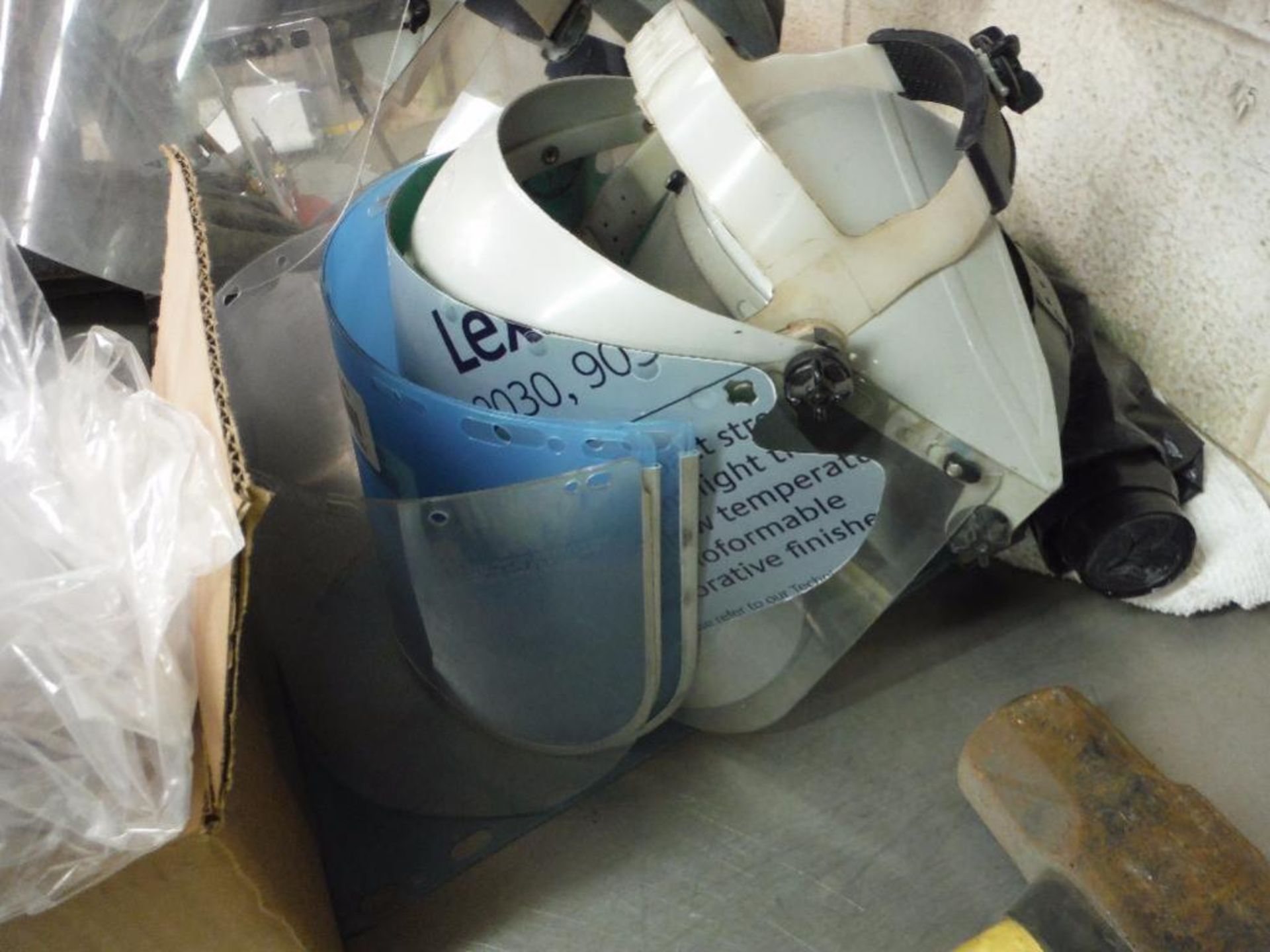 Welding helmets and face shields ** Rigging Fee: $5 ** - Image 4 of 5