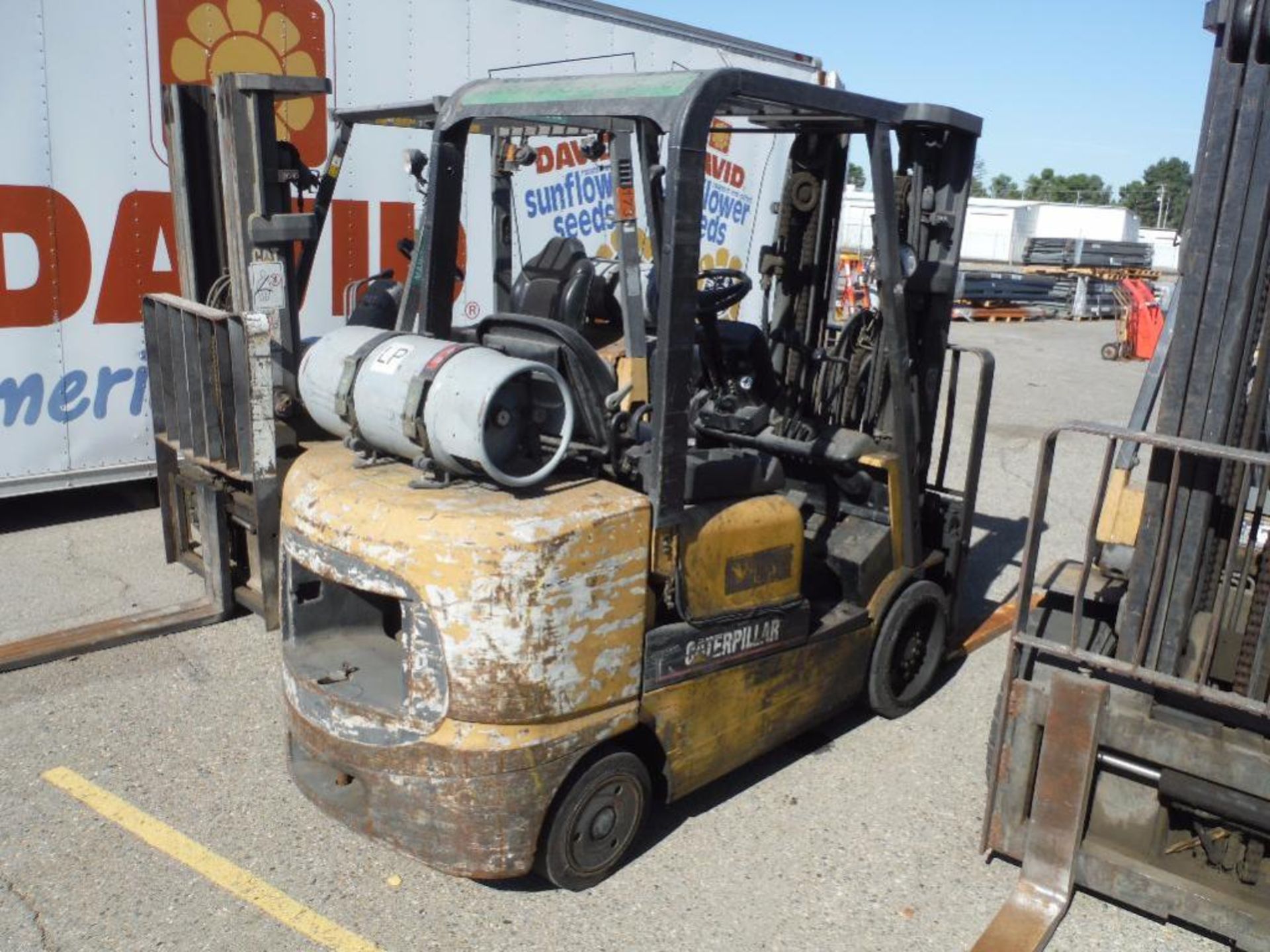 Caterpillar lp gas forklift, Model GC30K, SN AT83D00560, 4360 lb. capacity, 187 in. lift height, 3