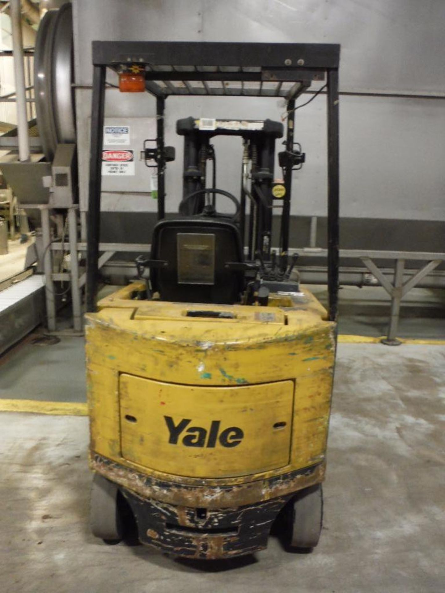 Yale 48 volt forklift, Model ERC040GHN48SE082, SN E108V09555, 4000 lb. capacity, 189 in. lift - Image 3 of 9