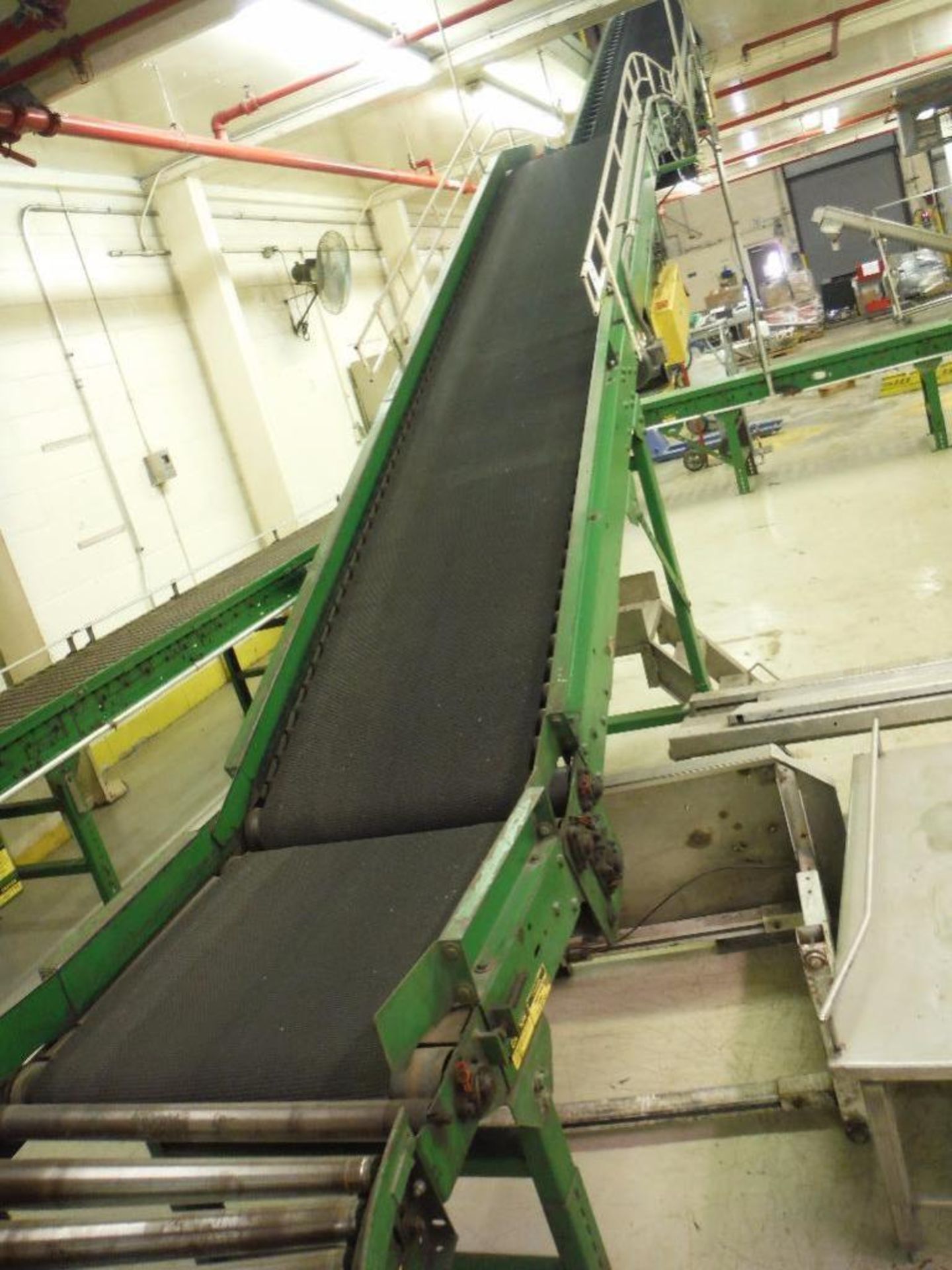 Uniflo decline rubber belt conveyor, 18 ft. long x 24 in. wide x 100 in. infeed x 33 in. - Image 2 of 4