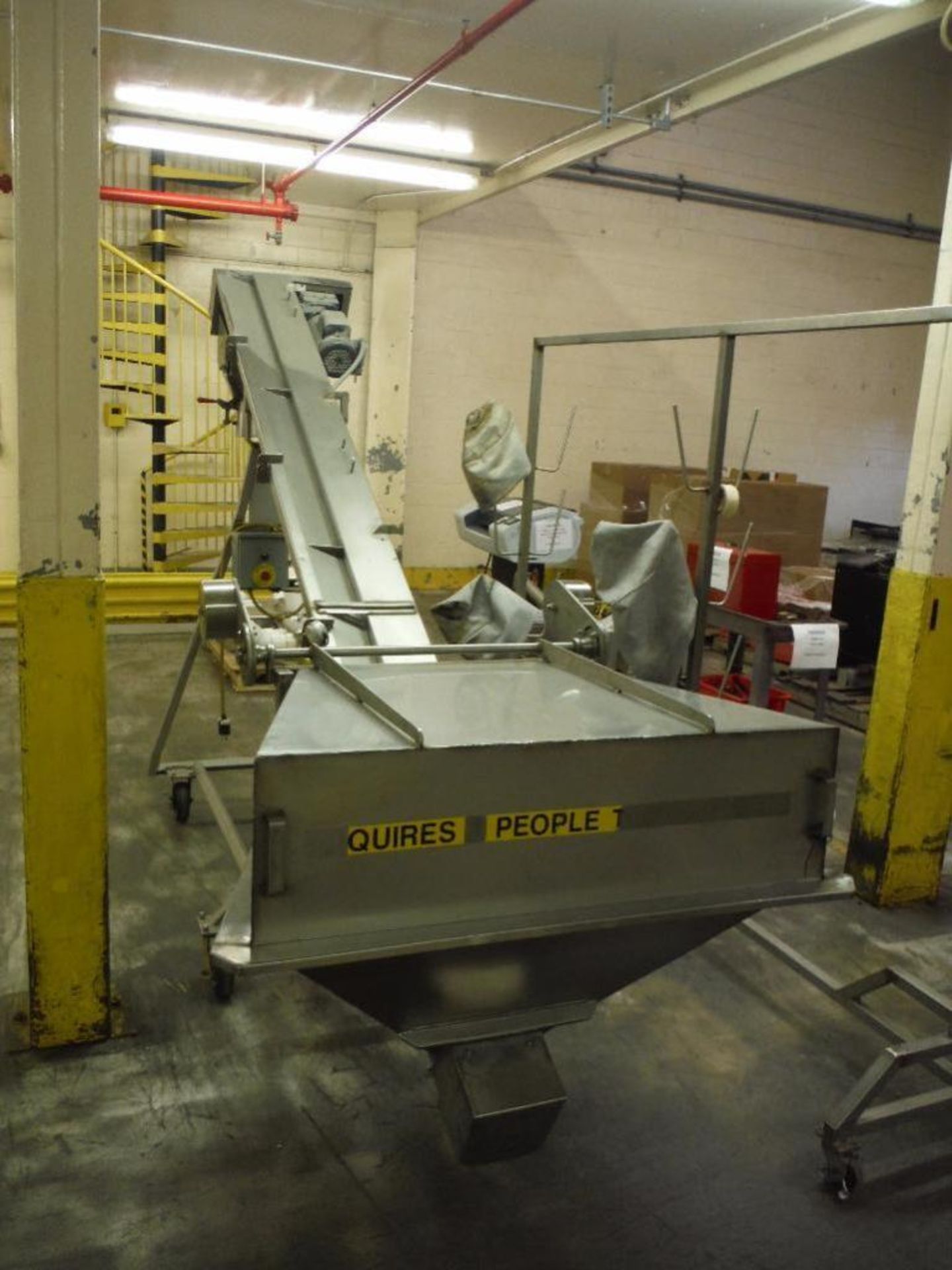 2009 Metalcraft SS incline screw auger, Model 4E05616400, SN 56164, 12 ft. long x 8 in. dia x 30 in. - Image 10 of 11