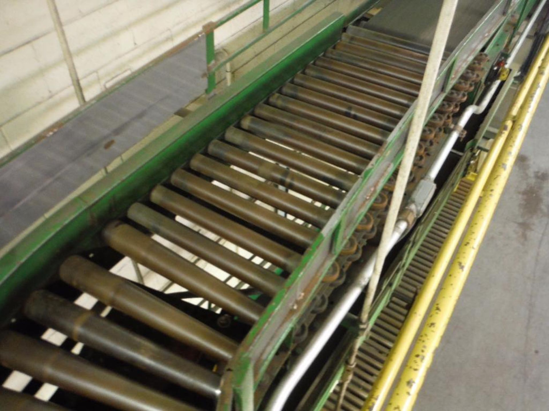 Uniflo 180 degree powered roller conveyor, overall 22 ft. long x 10 ft. wide, 18 in. wide rollers, - Image 7 of 7