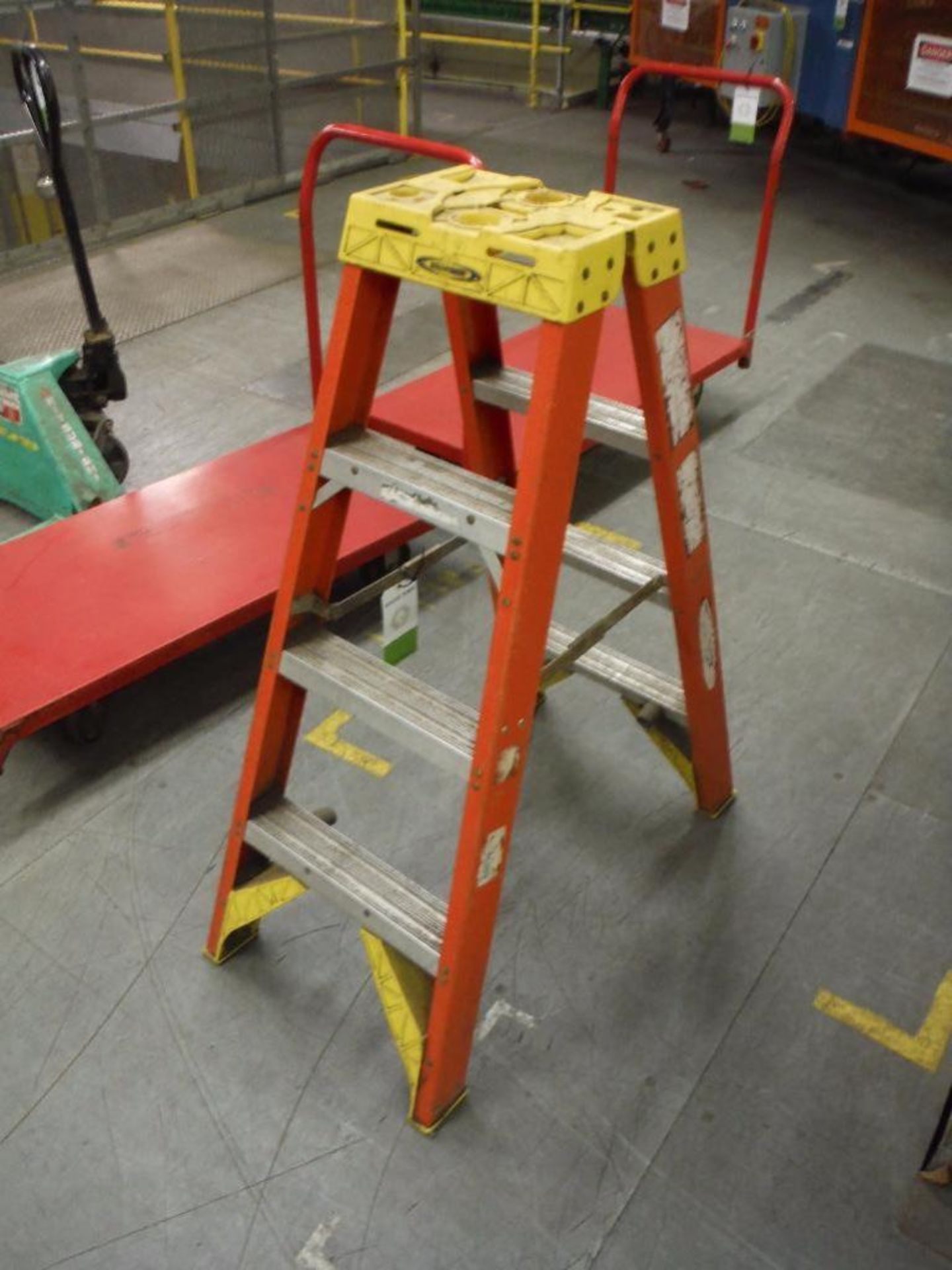 Werner 4 ft. fiberglass step ladder ** Rigging Fee: $10 ** - Image 2 of 2