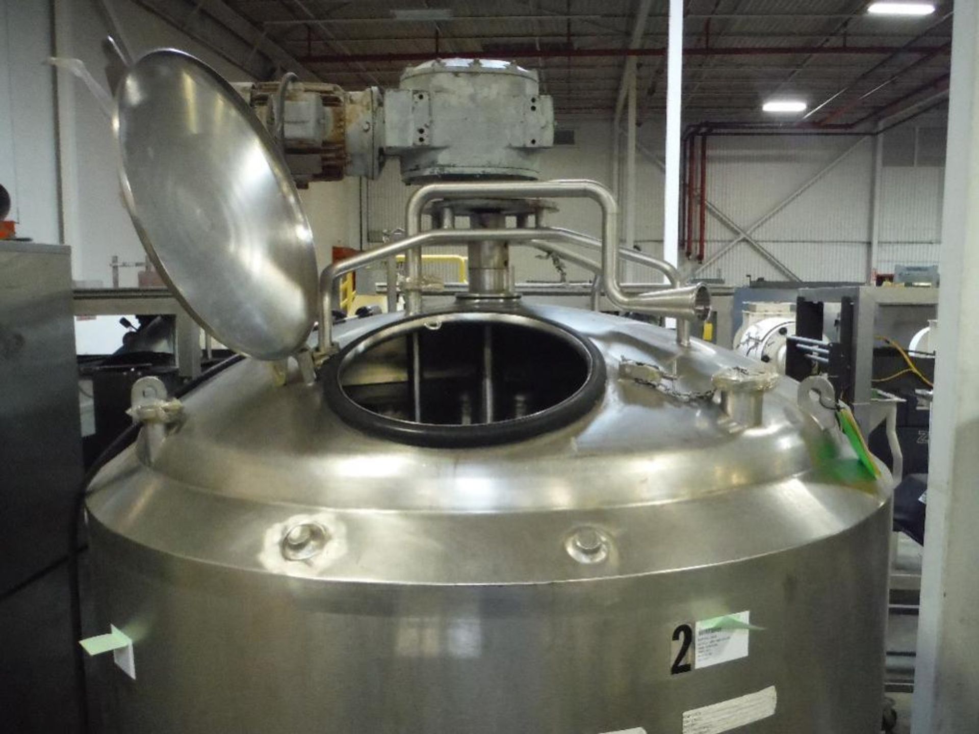 1987 APV 600 gallon jacketed kettle, SN E-6502, single motion agitation with baffle, full sweep, dim - Image 4 of 14