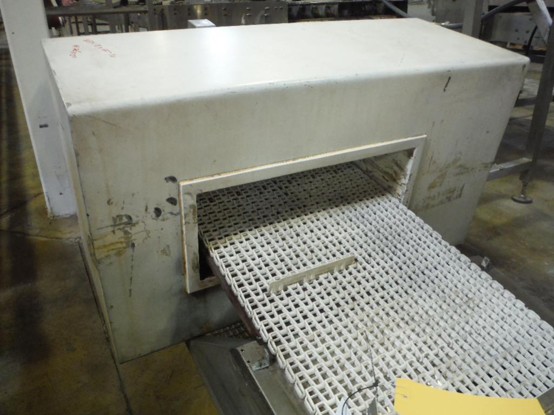 Goring Kerr metal detector, 20 in. wide x 5 in. tall aperture, conveyor 82 in. long x 18 in. wide, S - Image 2 of 7