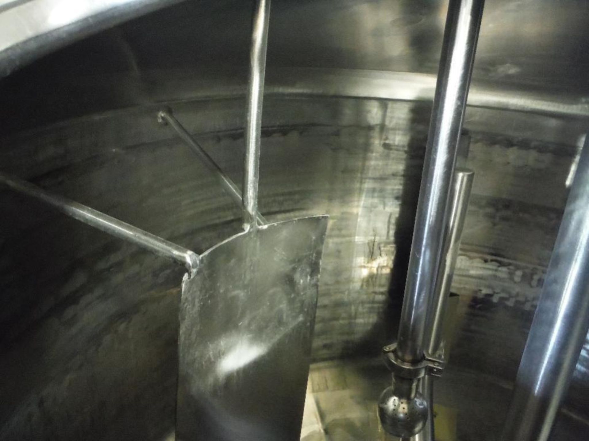 1987 APV 600 gallon jacketed kettle, SN E-6502, single motion agitation with baffle, full sweep, dim - Image 11 of 14