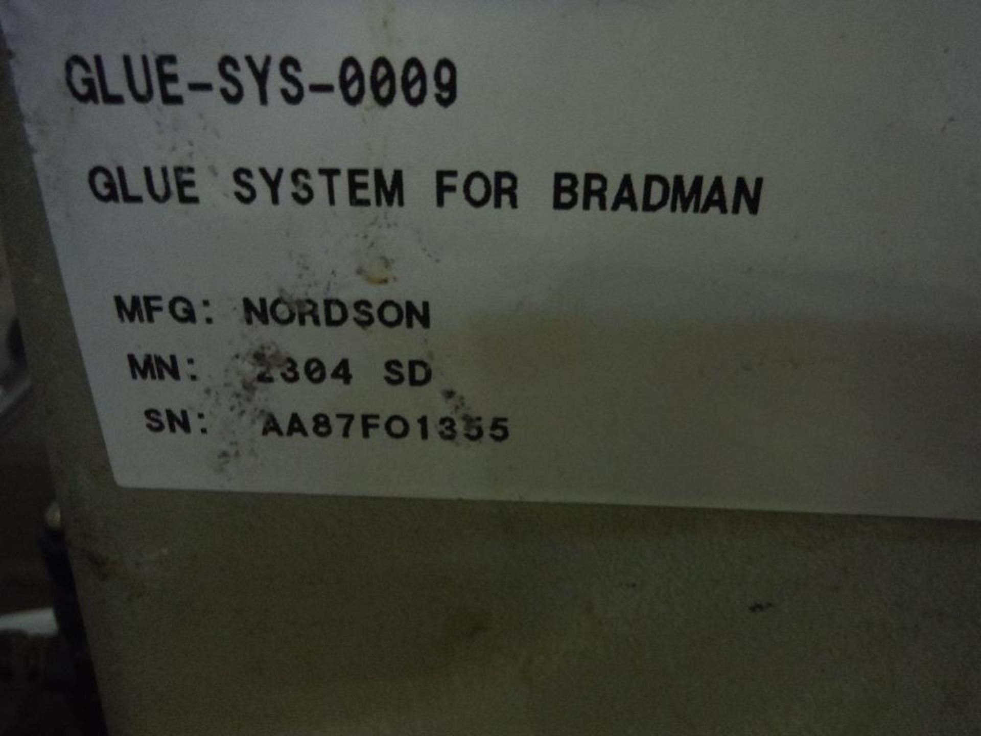 Bradman carton closer, Model FCC tri-liner 3 flap carton closer, SN 4734, with Nordson 2304 hot glue - Image 15 of 15