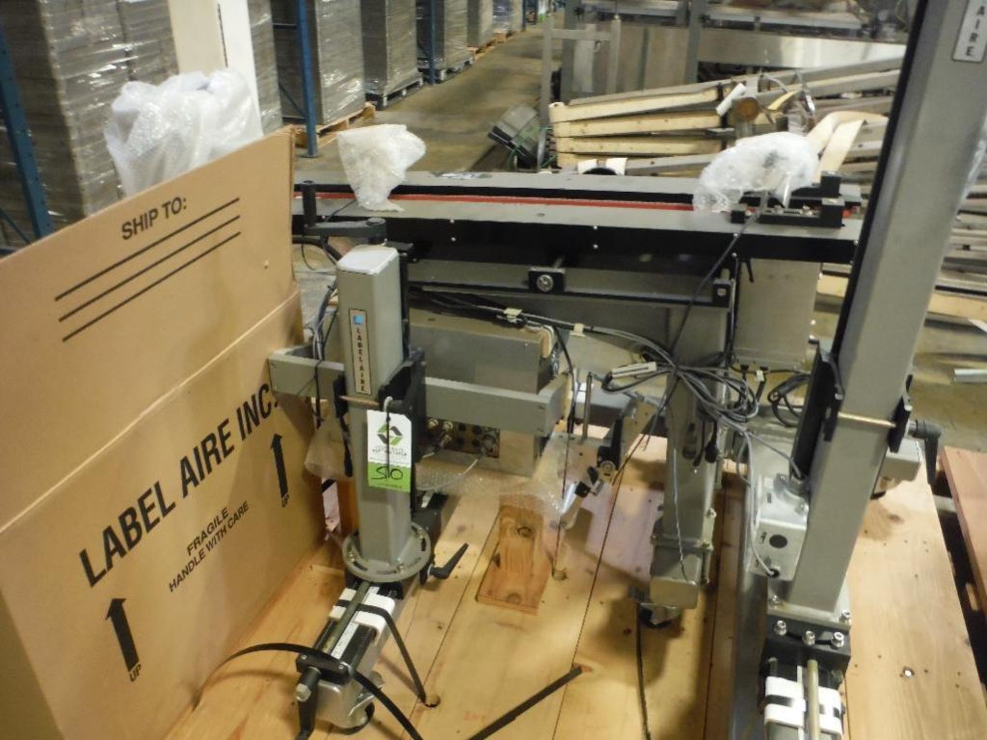 Unused Label-Aire labeler, Model 3115-CD, SN 023669, adjustable cart, hugger belt conveyor and contr - Image 2 of 11