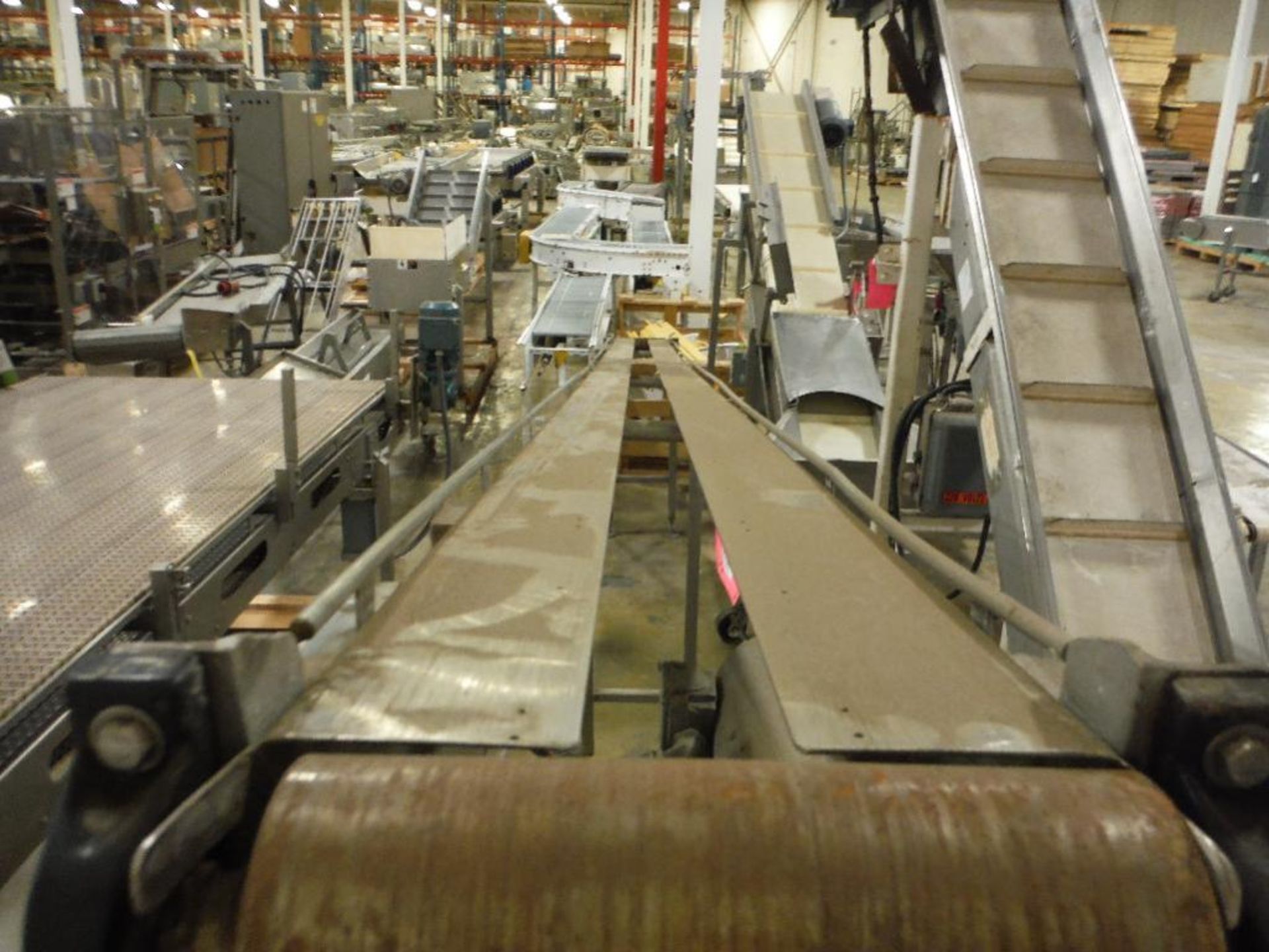 SS incline conveyor, 208 in. long x 10 in. wide x 34 in. infeed x 72 in. discharge, SS wash-down mot - Image 4 of 5