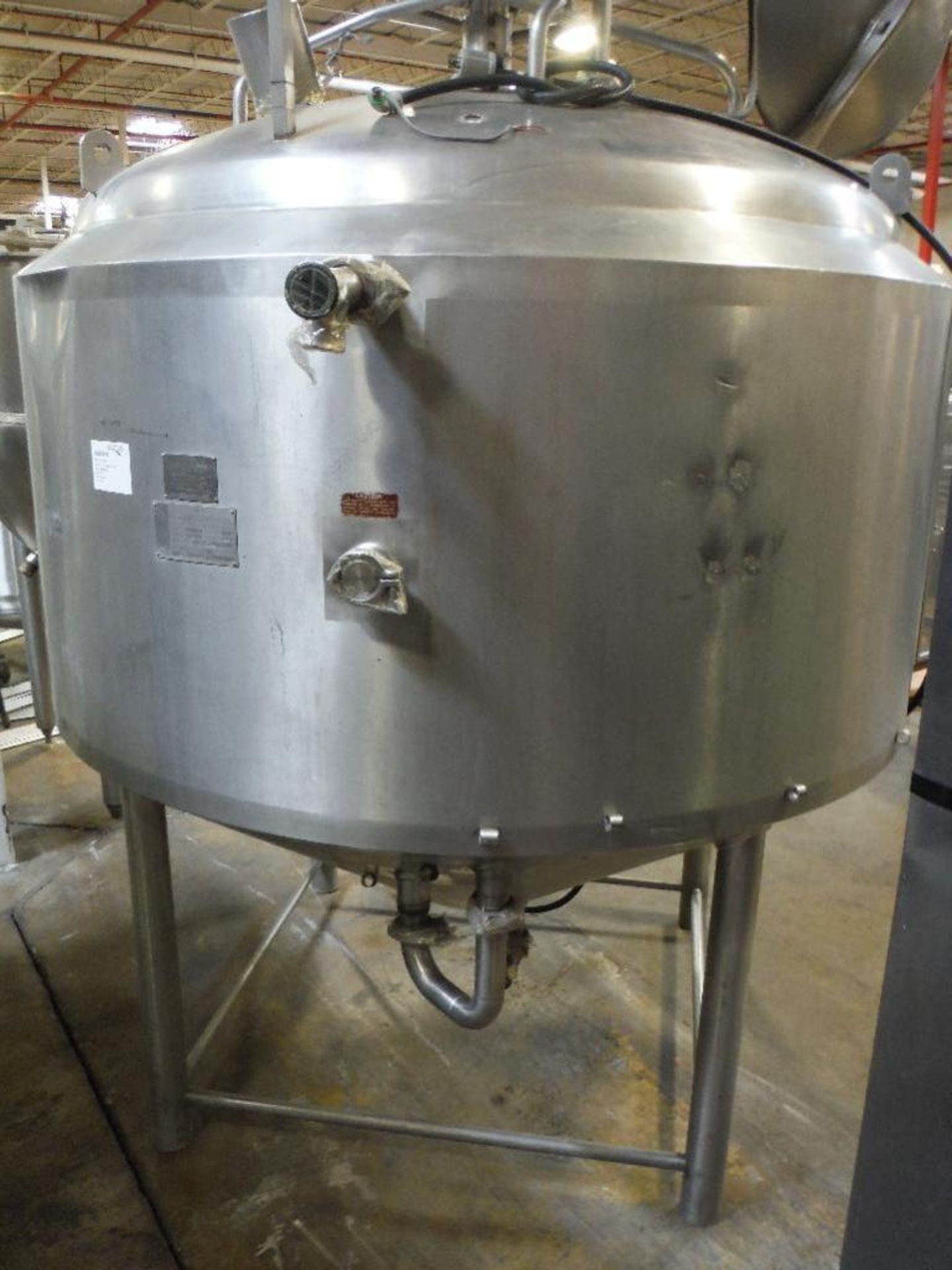 1987 APV 600 gallon jacketed kettle, SN E-6502, single motion agitation with baffle, full sweep, dim - Image 5 of 14