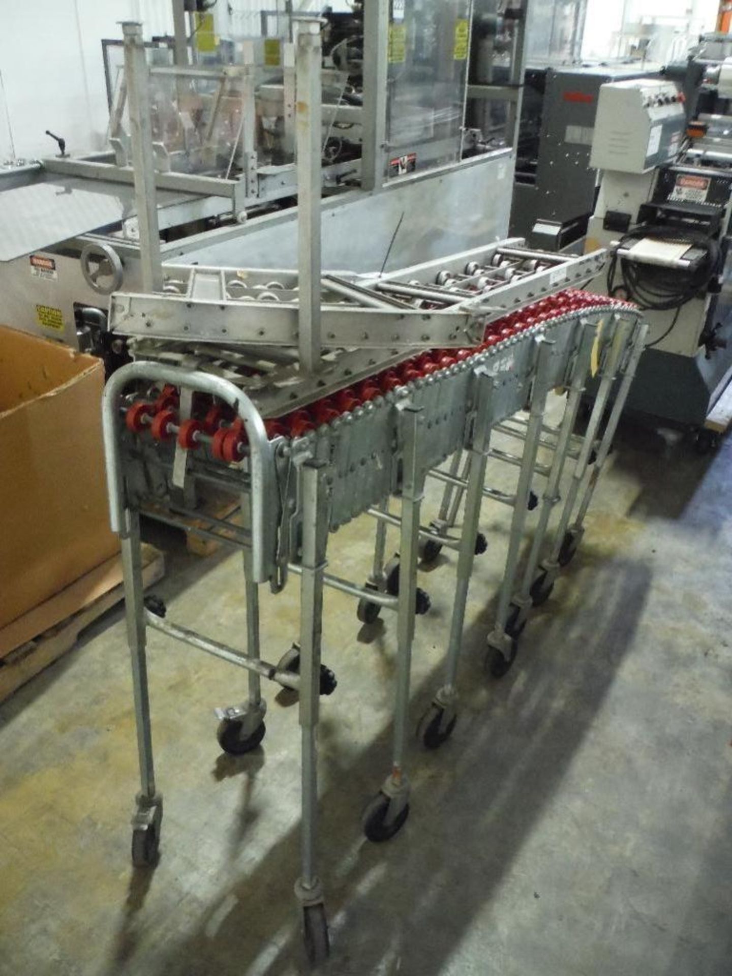 Nesta-flex 226 expandable skate conveyor, 77 in. long x 13 in. wide collapsed, adjustable height, on - Image 2 of 3