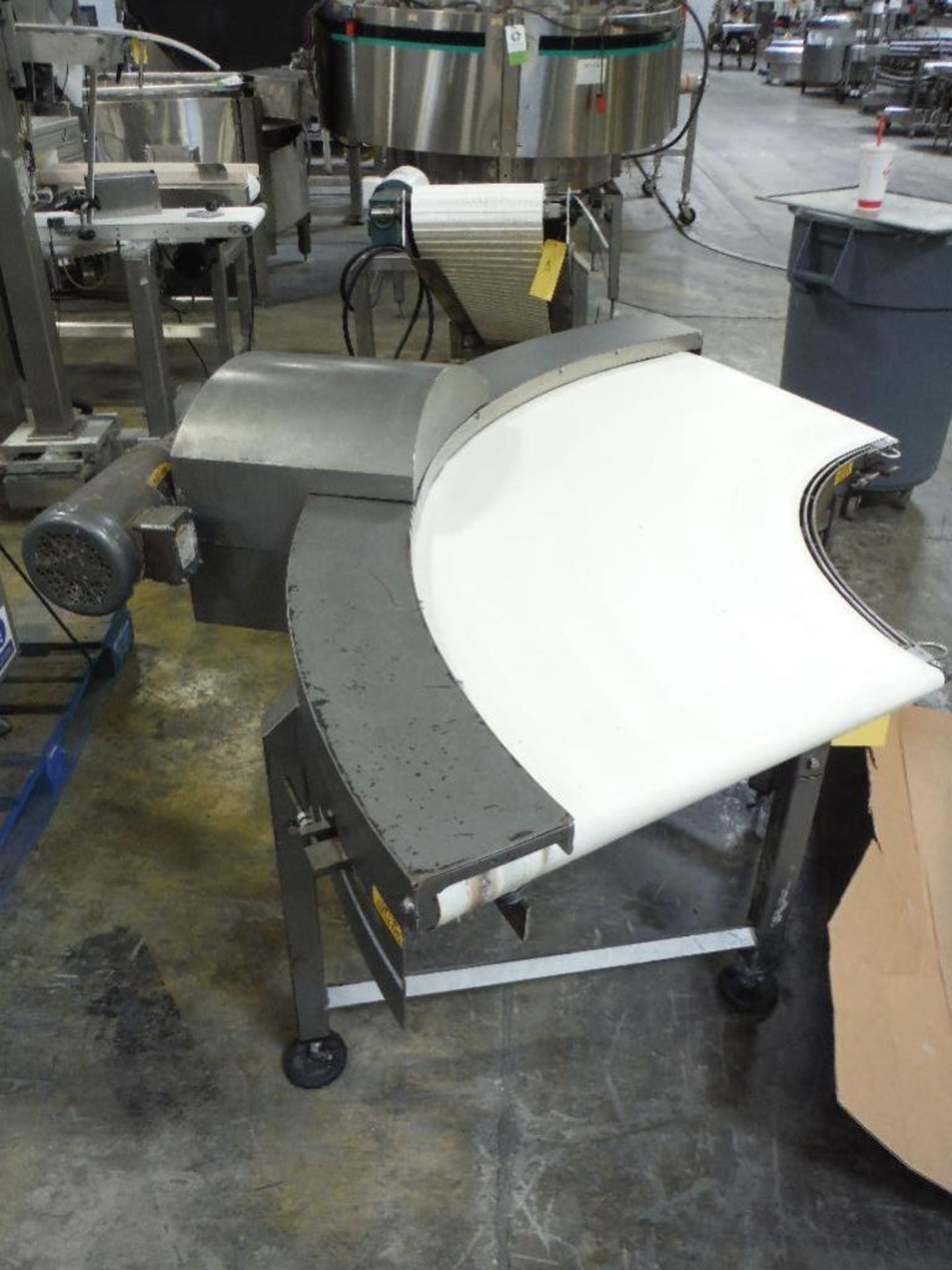 Jantec 90 degree conveyor, 28 in. wide belt, 72 in. x 72 in. overall, carbon steel frame, motor and - Image 2 of 6