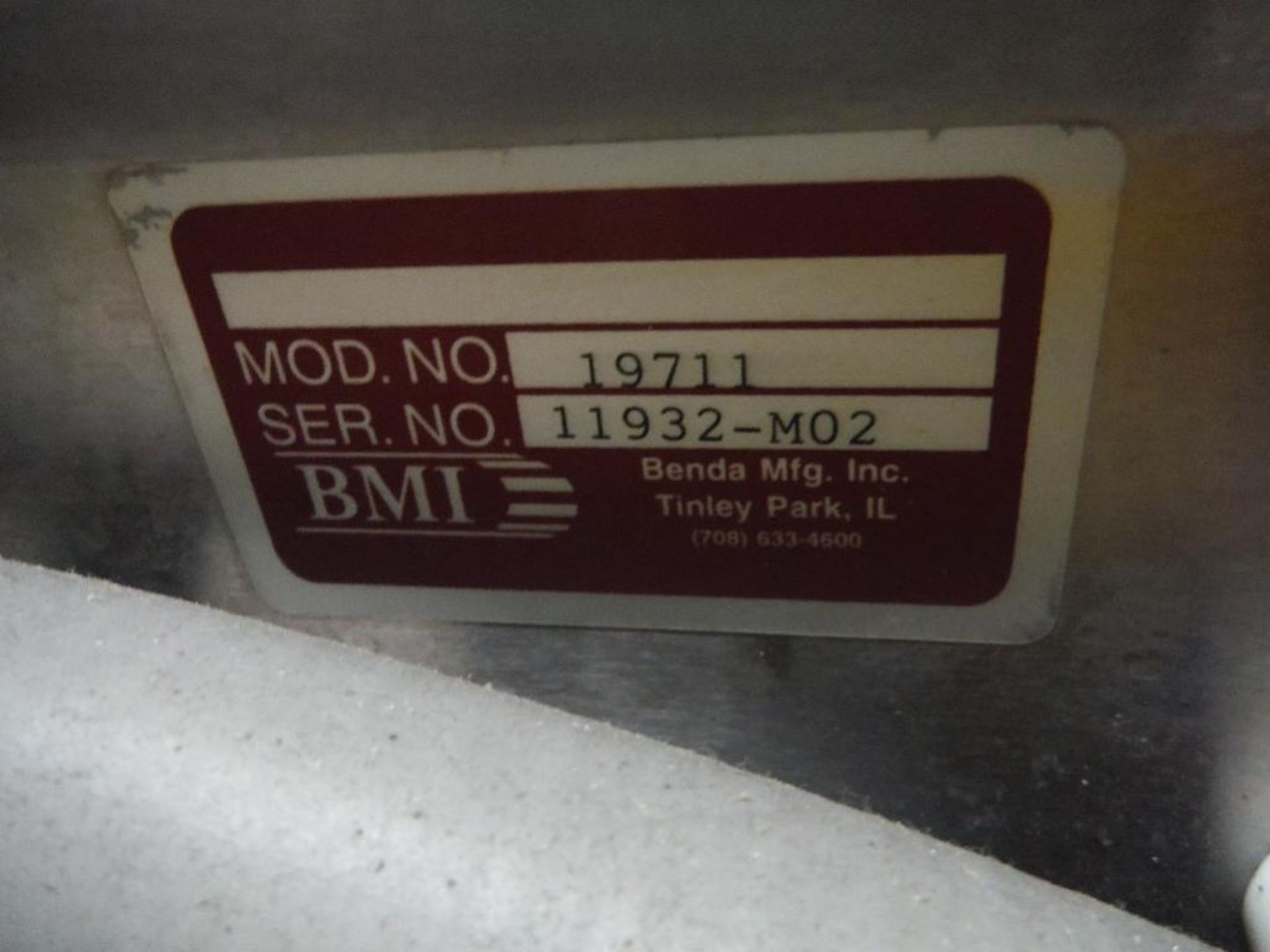 BMI 180 degree 3 lane conveyor, Model 19711, SN 11932-M02, 9 in. wide belts each, overall 118 in. lo - Image 8 of 9