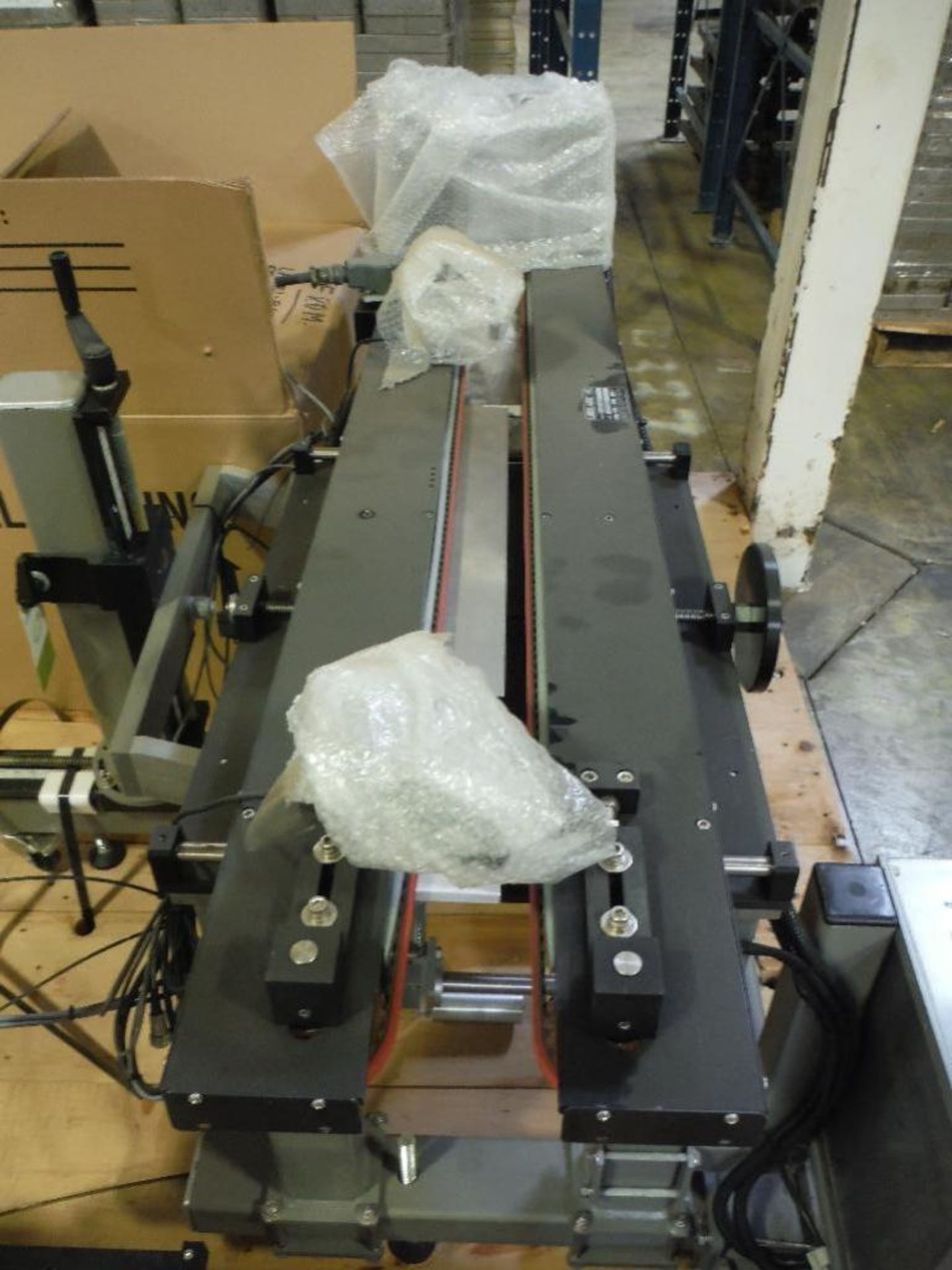 Unused Label-Aire labeler, Model 3115-CD, SN 023669, adjustable cart, hugger belt conveyor and contr - Image 7 of 11