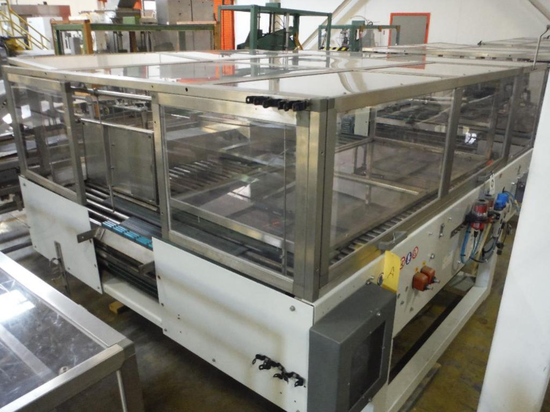 2007 Sidel combiner conveyor, Model TDC0014, SN 904835-SMMM0327, 98 in. long x 66 in. wide, with con - Image 3 of 8