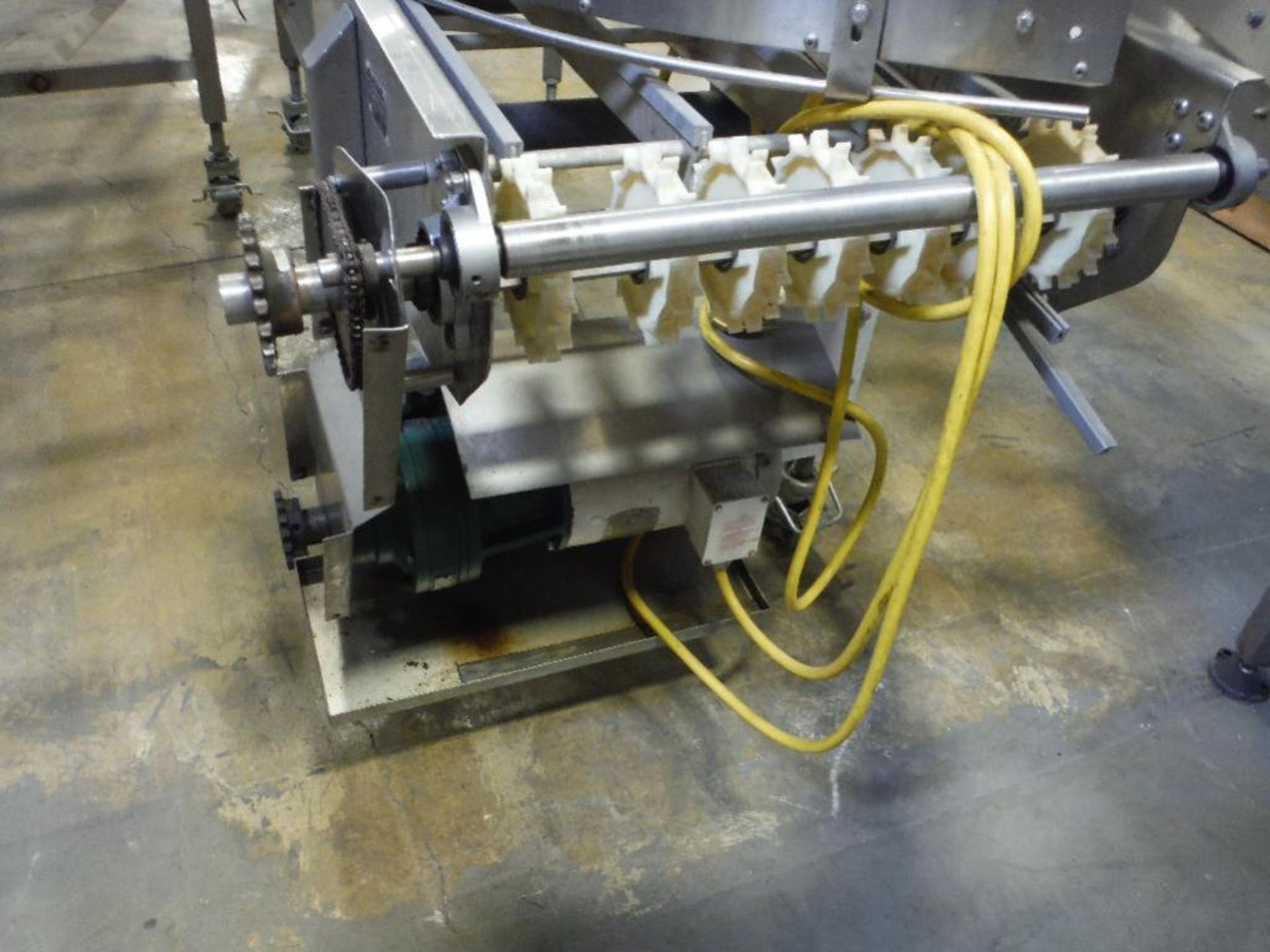 2 pieces of SS conveyor frame, 90 degree turn, motor and drive, missing belt, overall 260 in. long x - Image 4 of 6