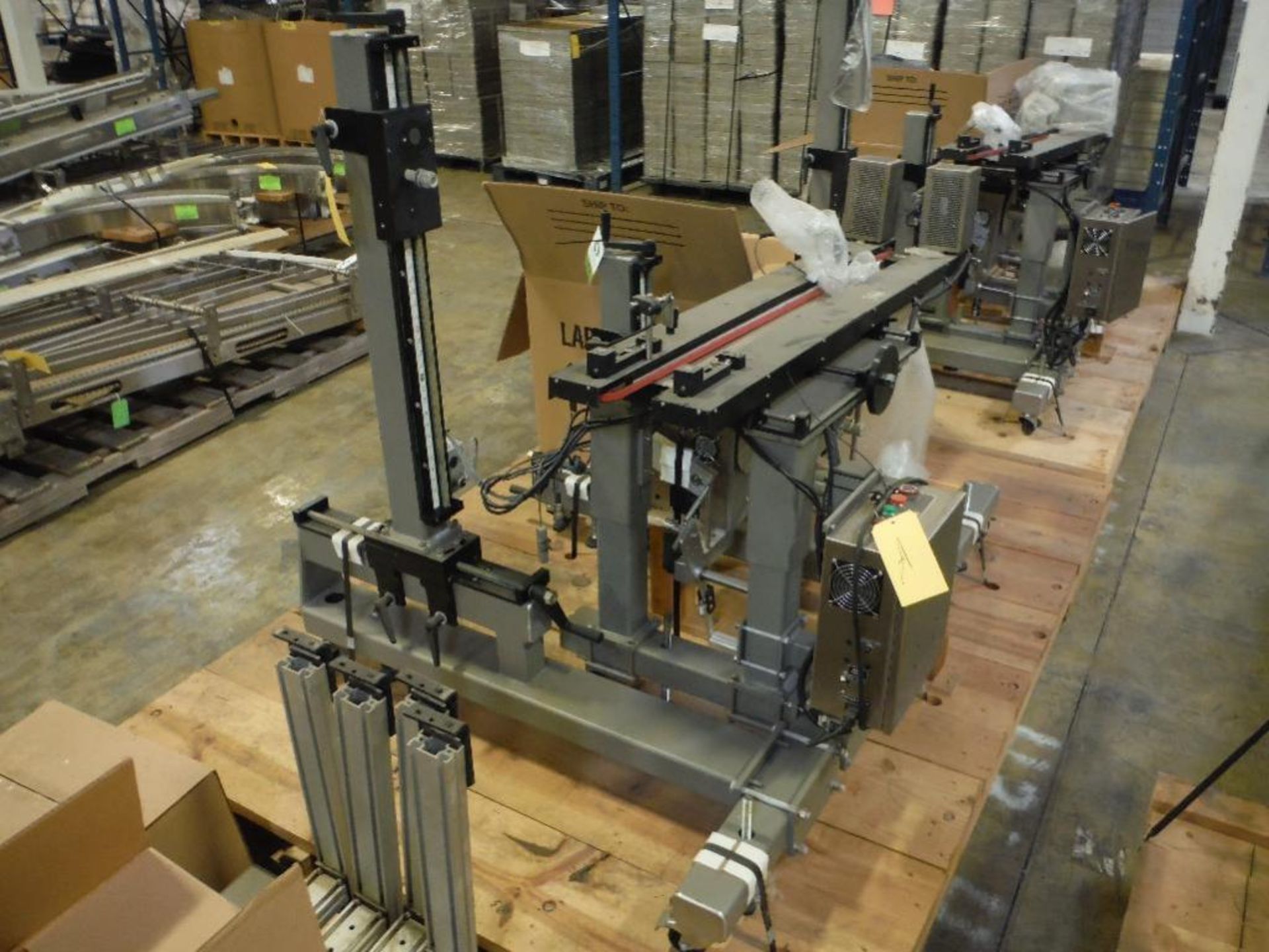 Unused Label-Aire labeler, Model 3115-CD, SN 023670, adjustable cart, hugger belt conveyor and contr - Image 6 of 10