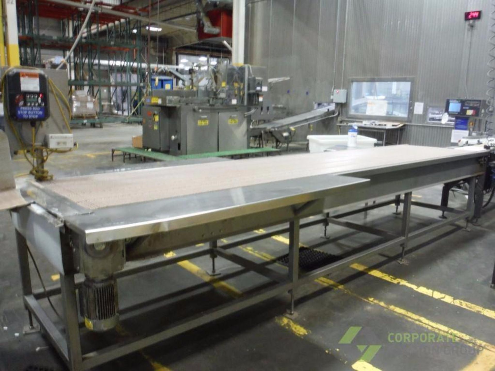 SS 5 lane accumulation conveyor, 16 ft. long x 38 in. wide, motor and drive ** Rigging Fee: $ 150** - Image 2 of 6