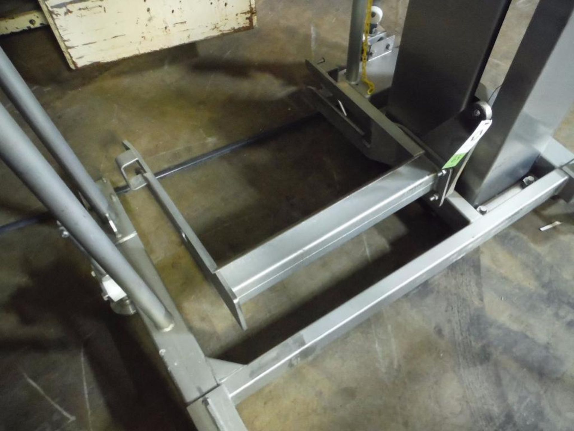 MTC SS bowl lift, Model HLC-2, SN 622262, 113 in. lift, capacity 800 lbs. ** Rigging Fee: $ 200** (L - Image 2 of 7