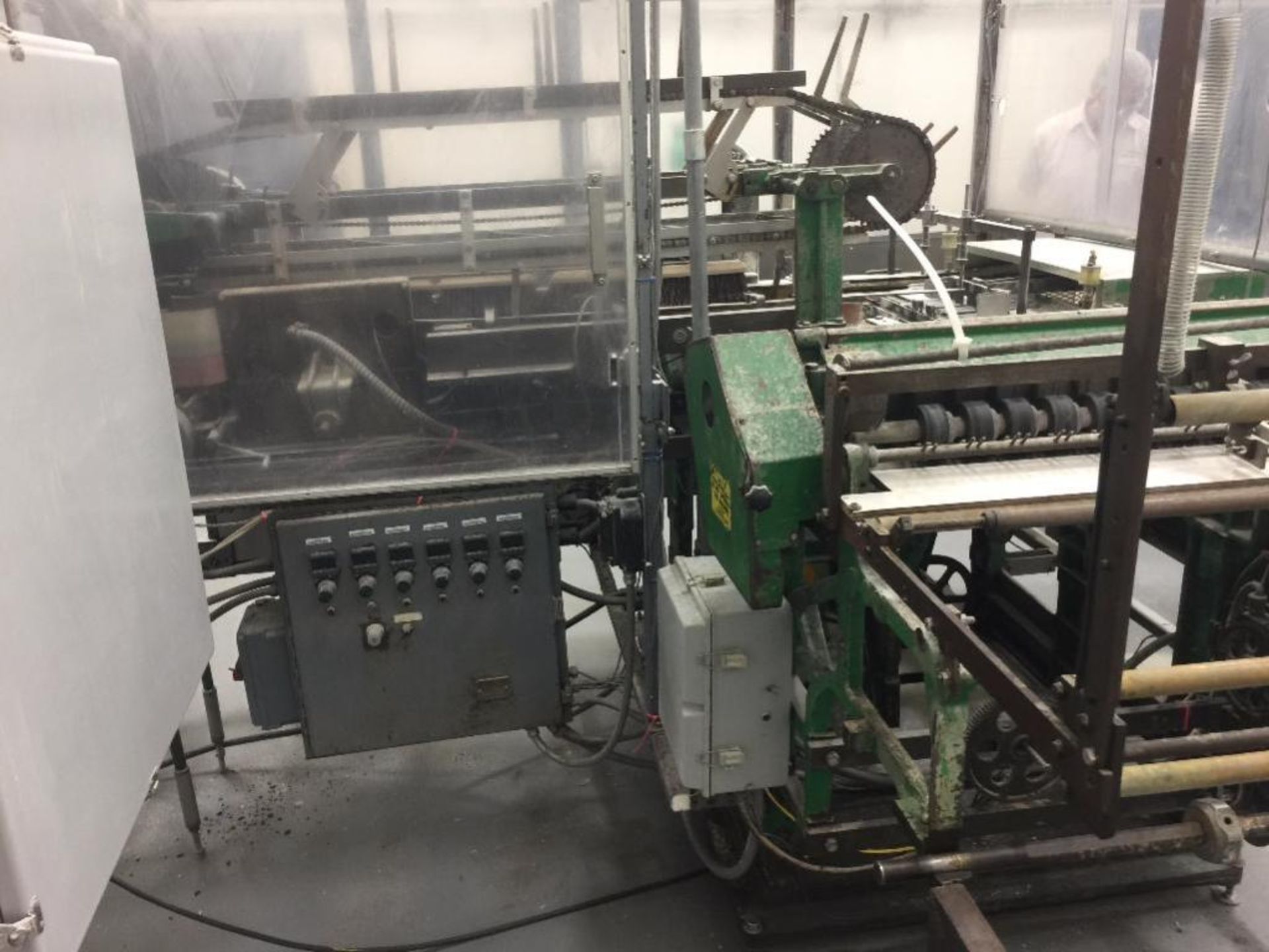 PMC overwrapper, 30 in. wide film. ** Rigging Fee: $ 900 ** (Located in: Manawa, WI)