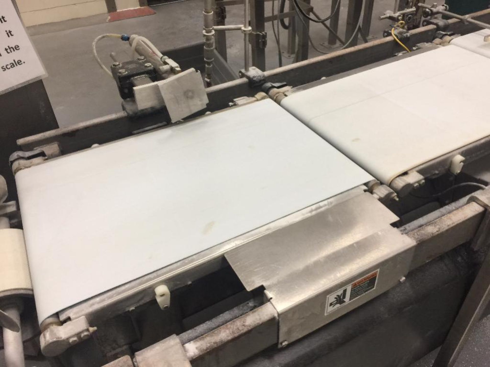 Mettler Toledo high speed check weigher, model checkmate 2, 16 in. wide belt. ** Rigging Fee: $ 200 - Image 4 of 4