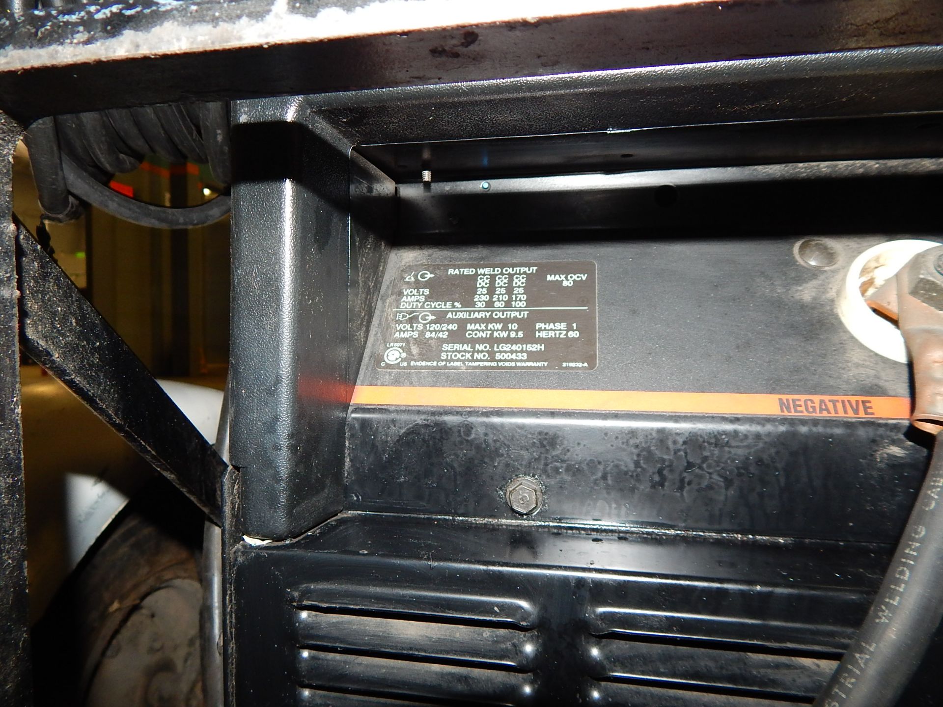 HOBART CHAMPION 10000 GAS POWERED WELDER GENERATOR WITH KOHLER CH20 ROBIN GAS ENGINE, 120/240 - Image 4 of 4