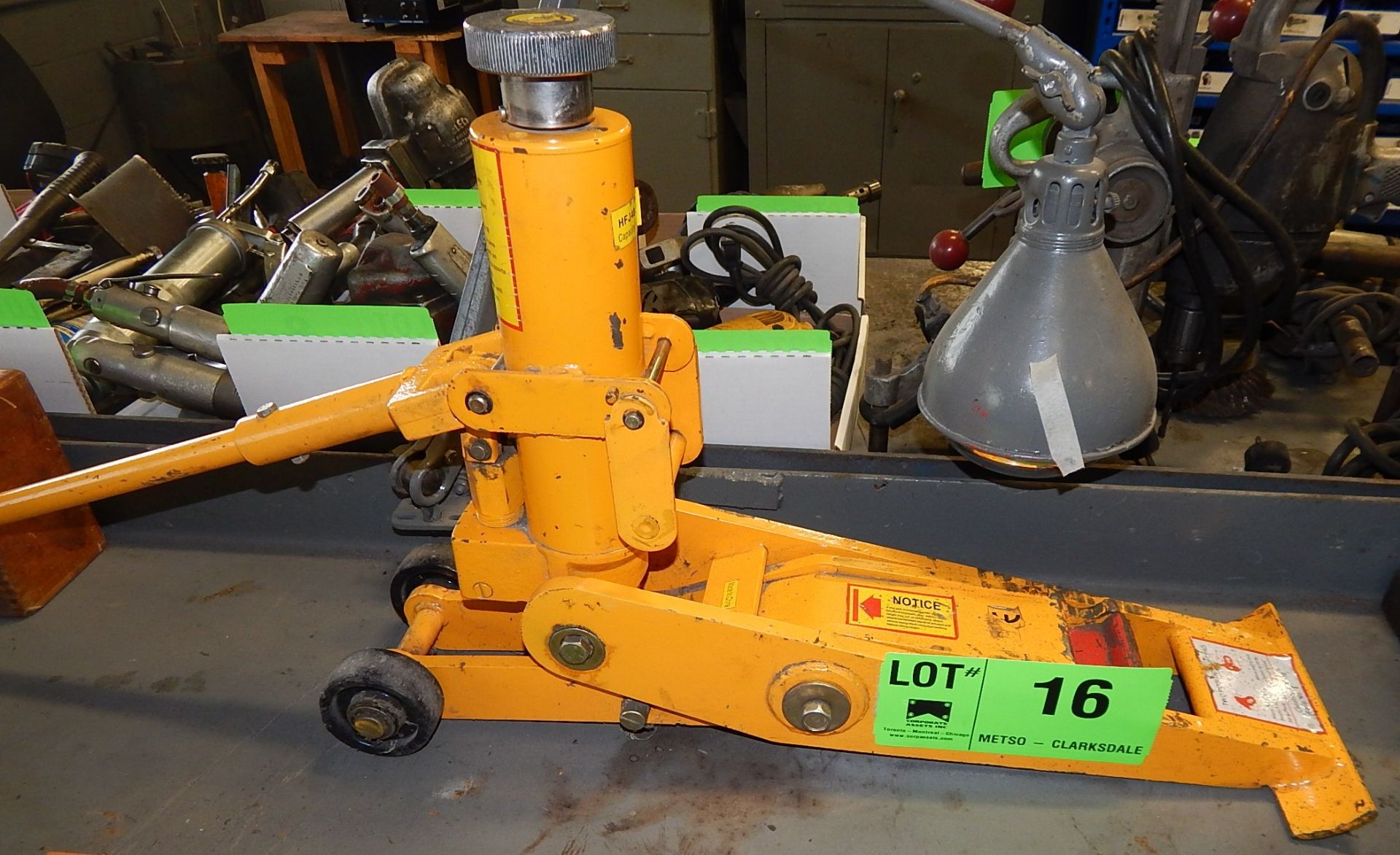 HF J400A 4000 LBS CAP HYDRAULIC FORKLIFT JACK