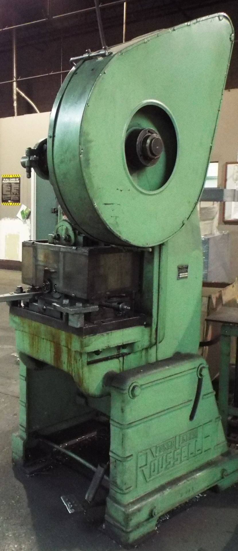 ROUSSELLE #3 OBI PUNCH PRESS WITH 25 TON CAPACITY, 2" STROKE, 2" RAM ADJUSTMENT, 135 SPM S/N: - Bild 2 aus 3