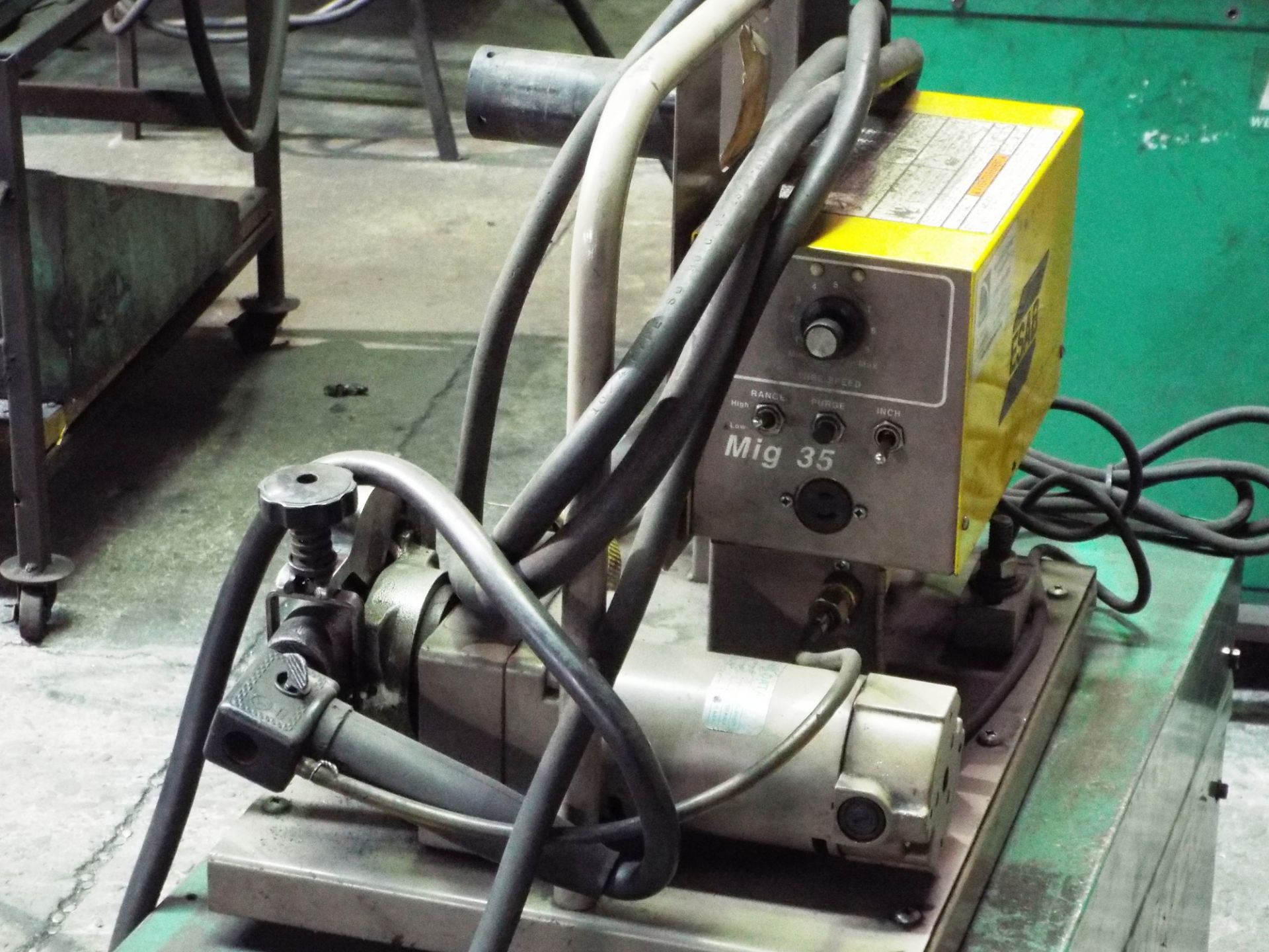 L-TEC VI-253 MIG WELDER WITH ESAB MIG-35 WIRE FEED, CABLES S/N: B87G-72275 - Image 2 of 2