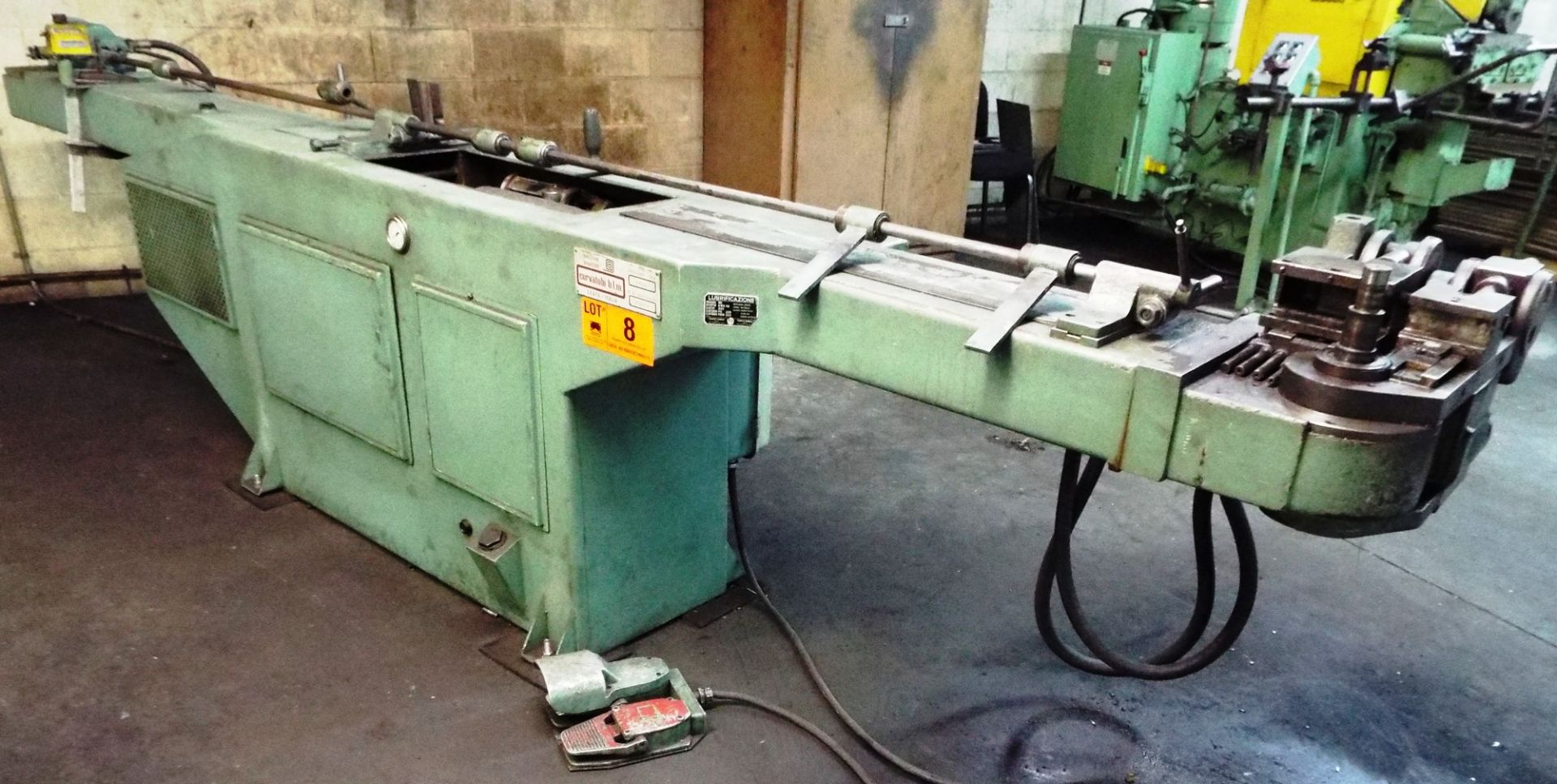 CURVATUBI B/4 HORIZONTAL HYDRAULIC BENDER WITH 1.5" X .098" CAPACITY, 25-180 RADIUS DEGREE, 10