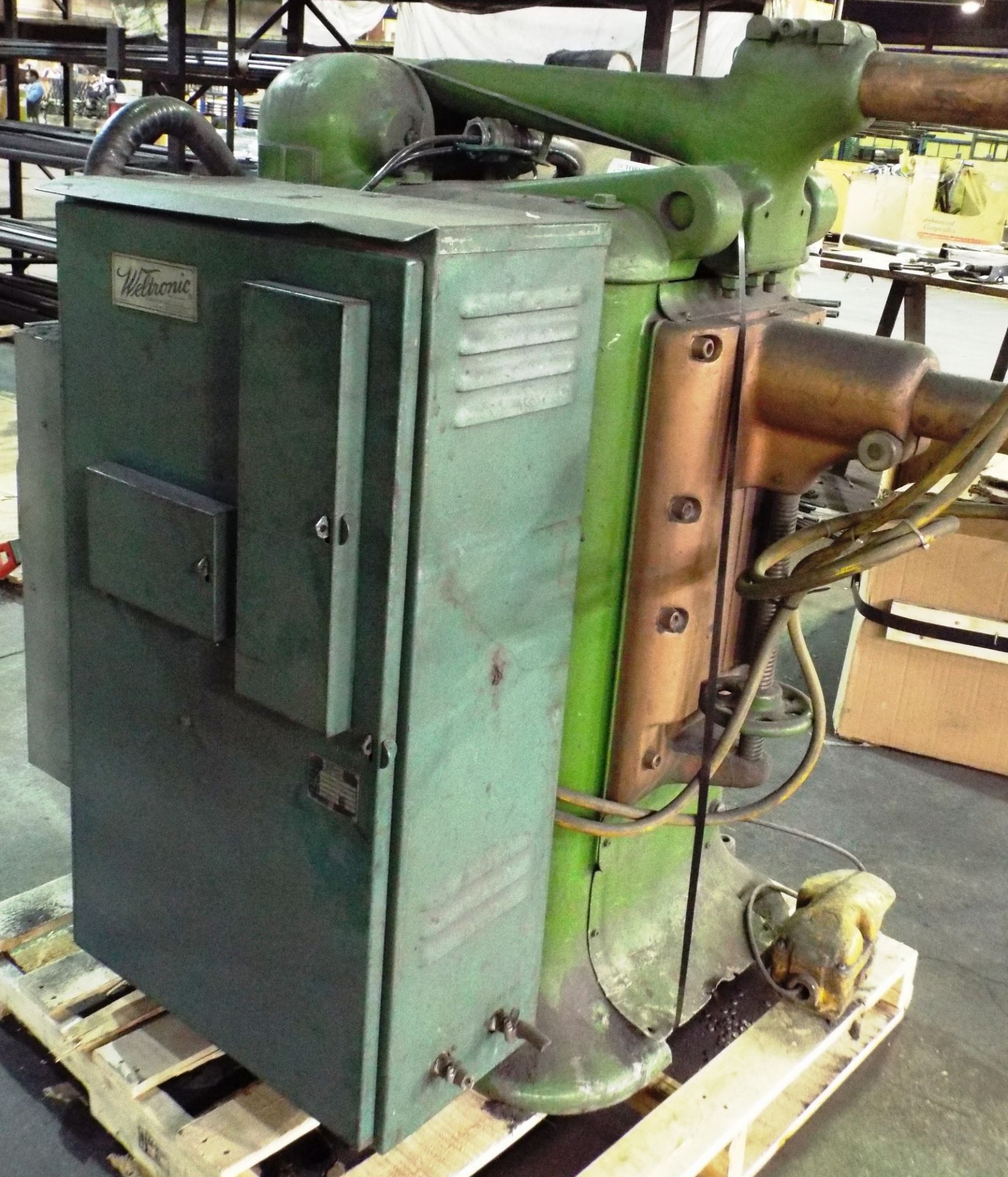 HOLDEN & HUNT #4 50KVA SPOT WELDER WITH 18" THROAT S/N: 8809 - Image 2 of 3