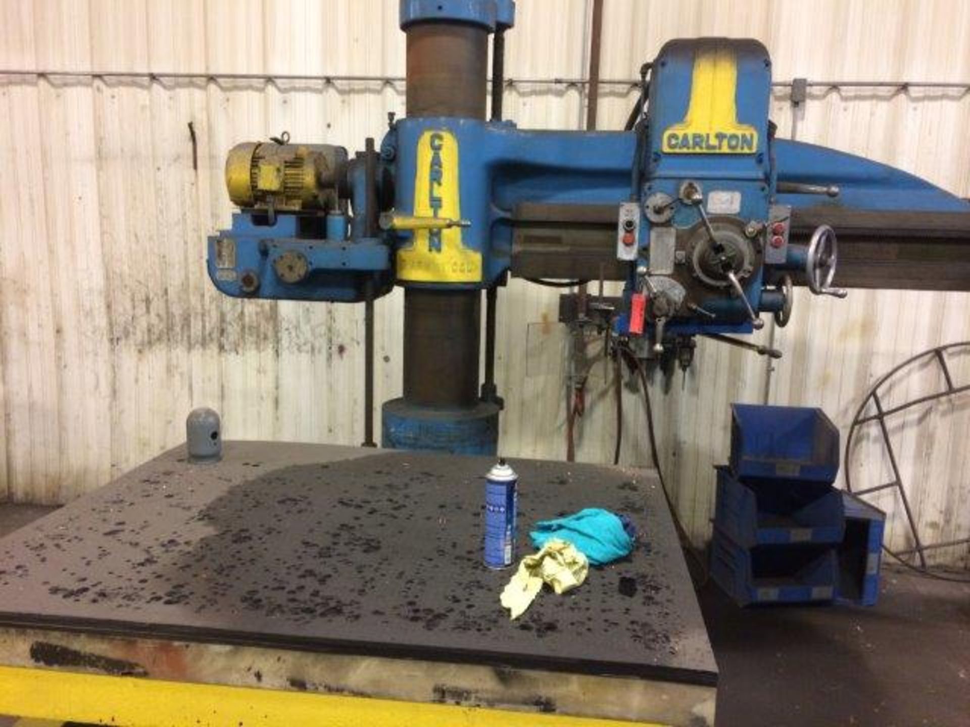 CARLTON 5' RADIAL ARM DRILL WITH 10" COLUMN, S/N N/A (LOCATED IN MO) (CI)