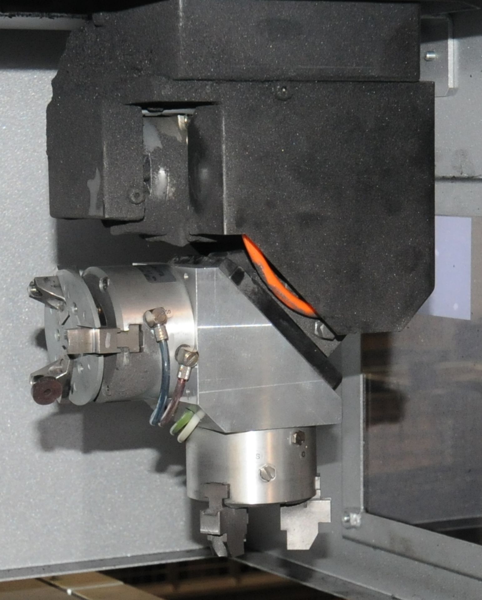 AMADA (12/2011) G06 GANG TYPE CNC HIGH PRECISION MACHINING CELLS WITH FANUC 21I-TB CNC CONTROL, 11. - Image 4 of 4