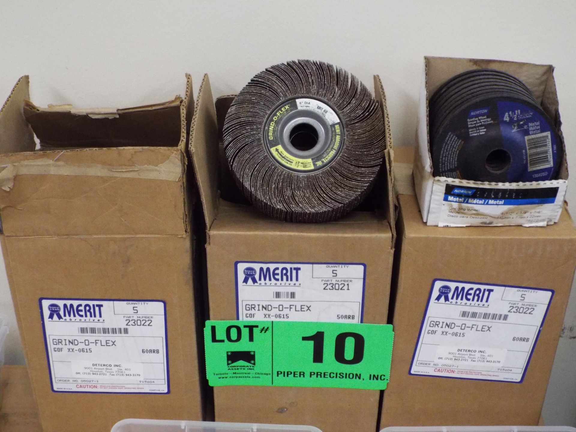 LOT/ 6" ABRASIVE WHEELS AND 4.5" GRINDING DISCS