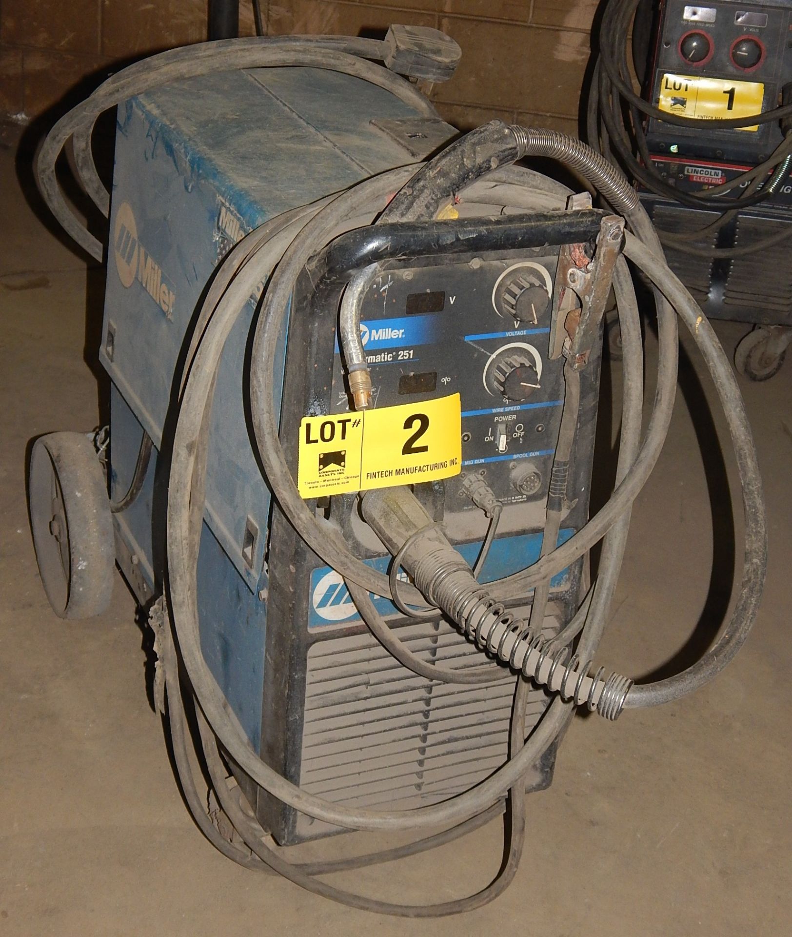 MILLER MILLERMATIC 251 DIGITAL MIG WELDER WITH CABLES AND GUN S/N: LG491344B