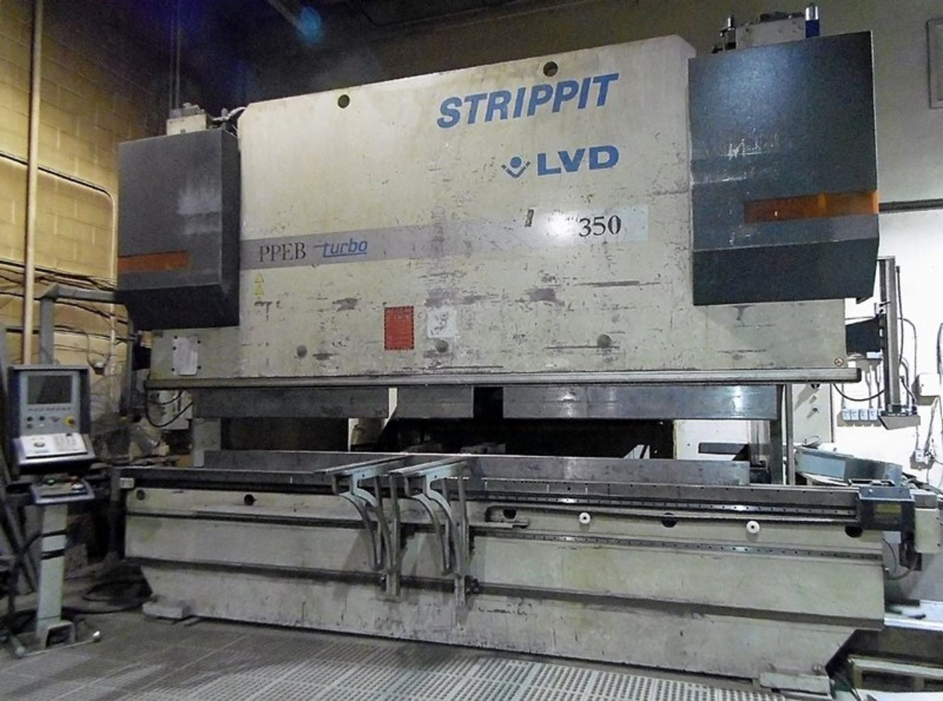 STRIPPIT/LVD (2006) 350 BH-15 350 TON CNC HYDRAULIC PRESS BRAKE WITH LVD CADMAN CNC CONTROL, 14' 10"