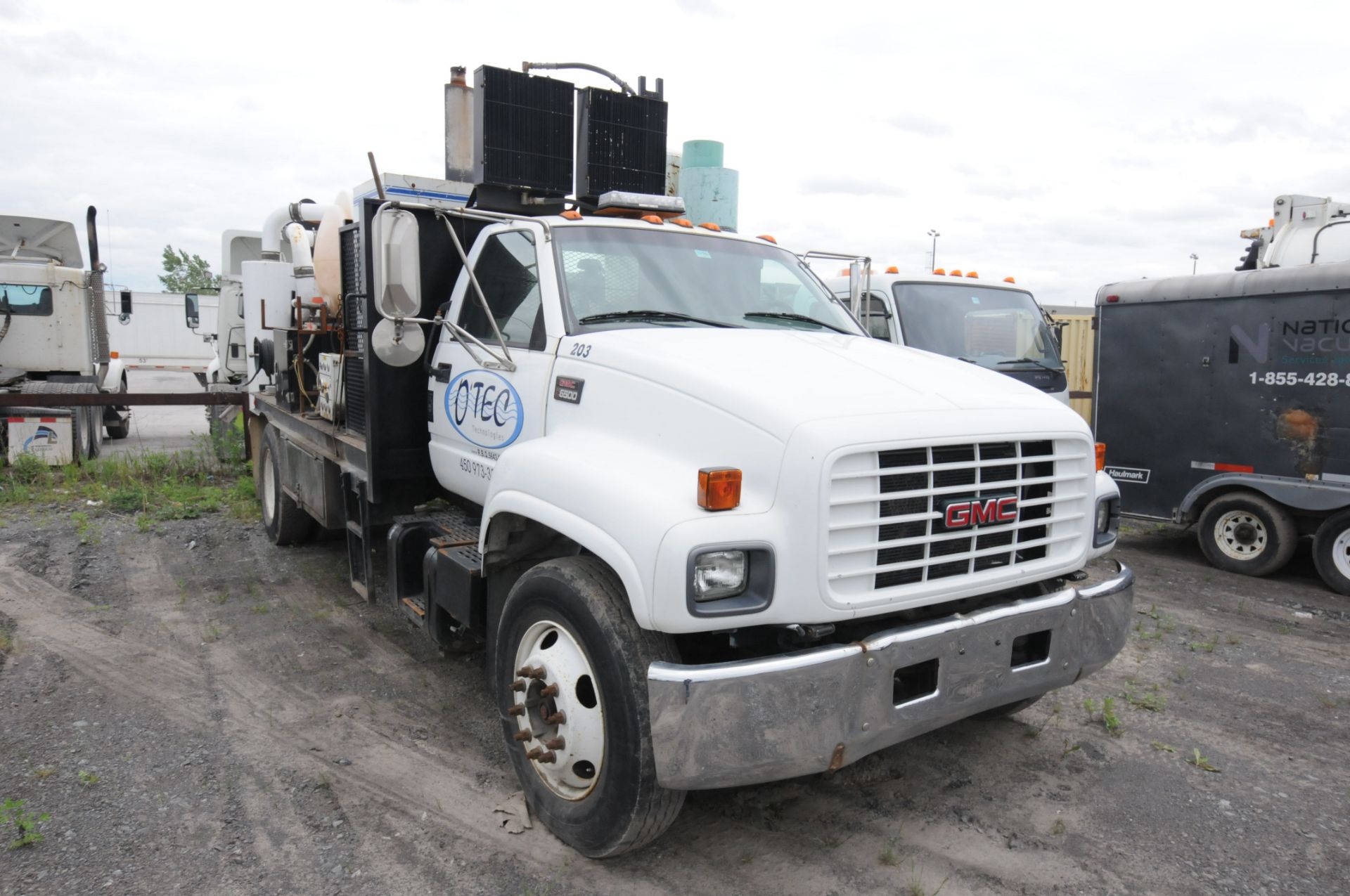 GMC (2000) C6500 VACMASTERS VACUUM TRUCK WITH CATERPILLAR TURBODIESEL ENGINE, 6 SPEED MANUAL - Image 20 of 23