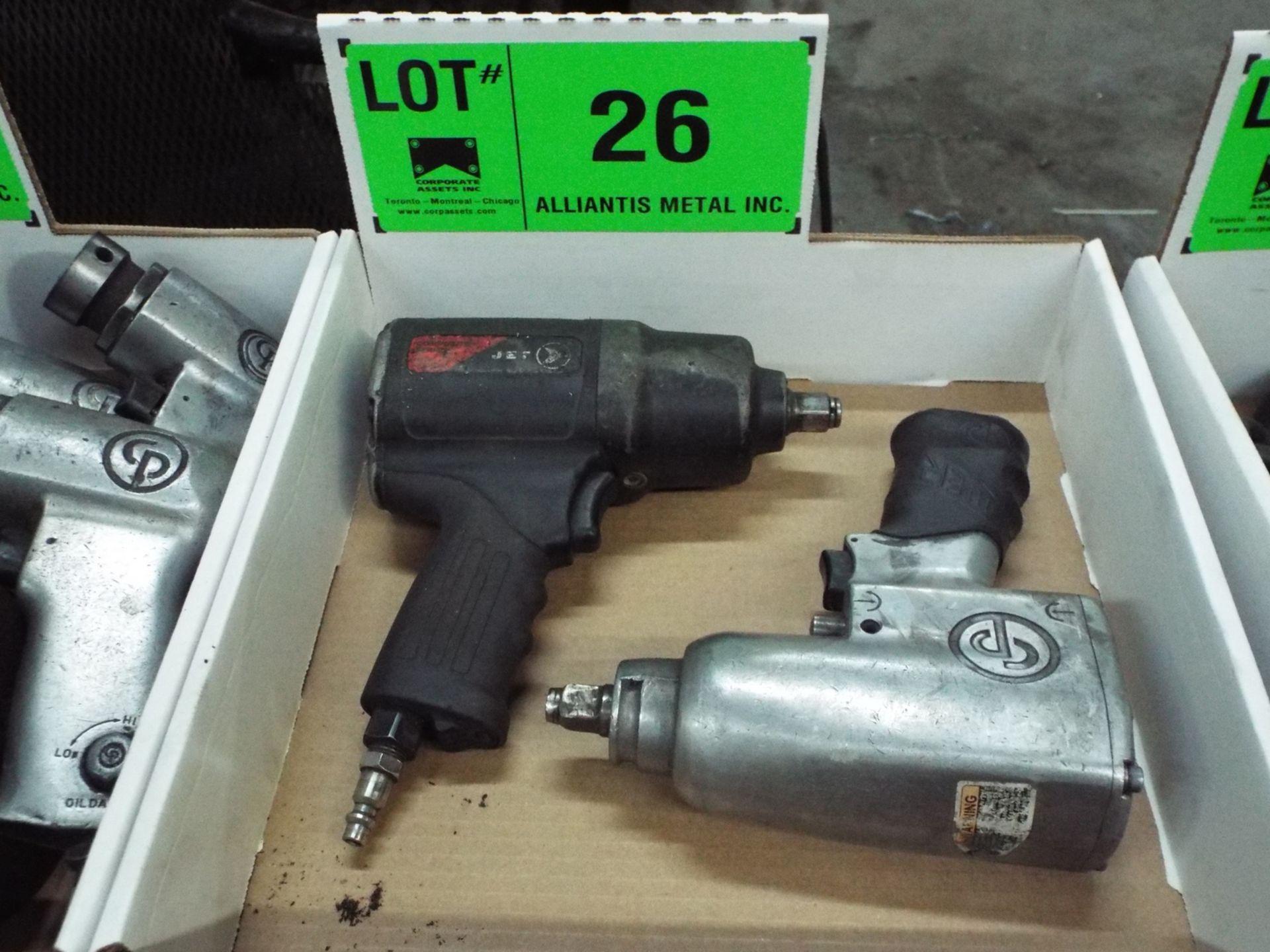 LOT/ 3/8" PNEUMATIC IMPACT GUNS