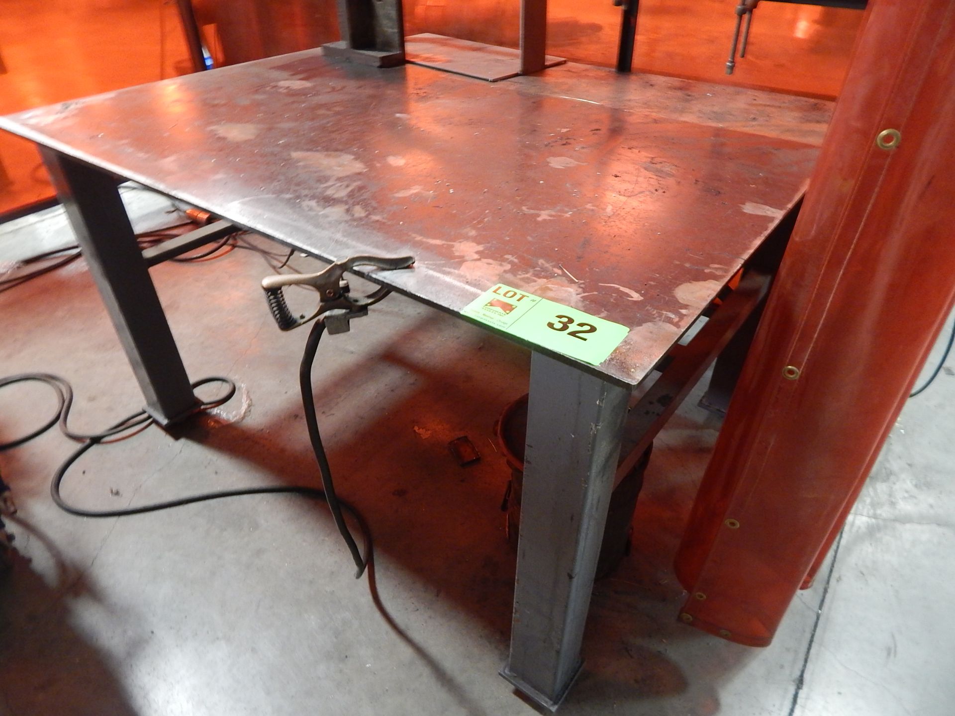 WELDING TABLE