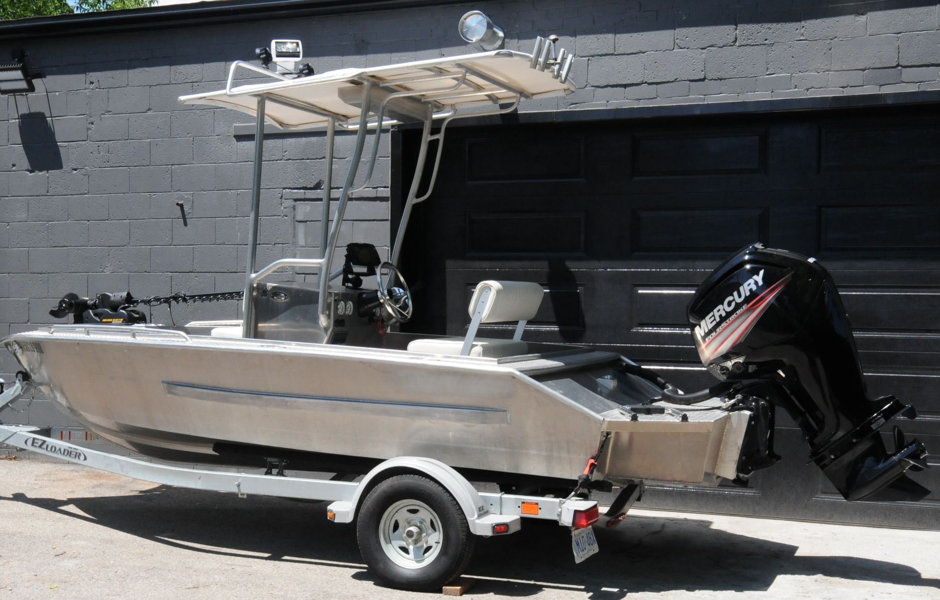BAYVIEW BOATS (2013) PROFISHER 16 CENTER CONSOLE ALUMINUM FISHING BOAT ALL WELDED CONSTRUCTION - Image 2 of 21