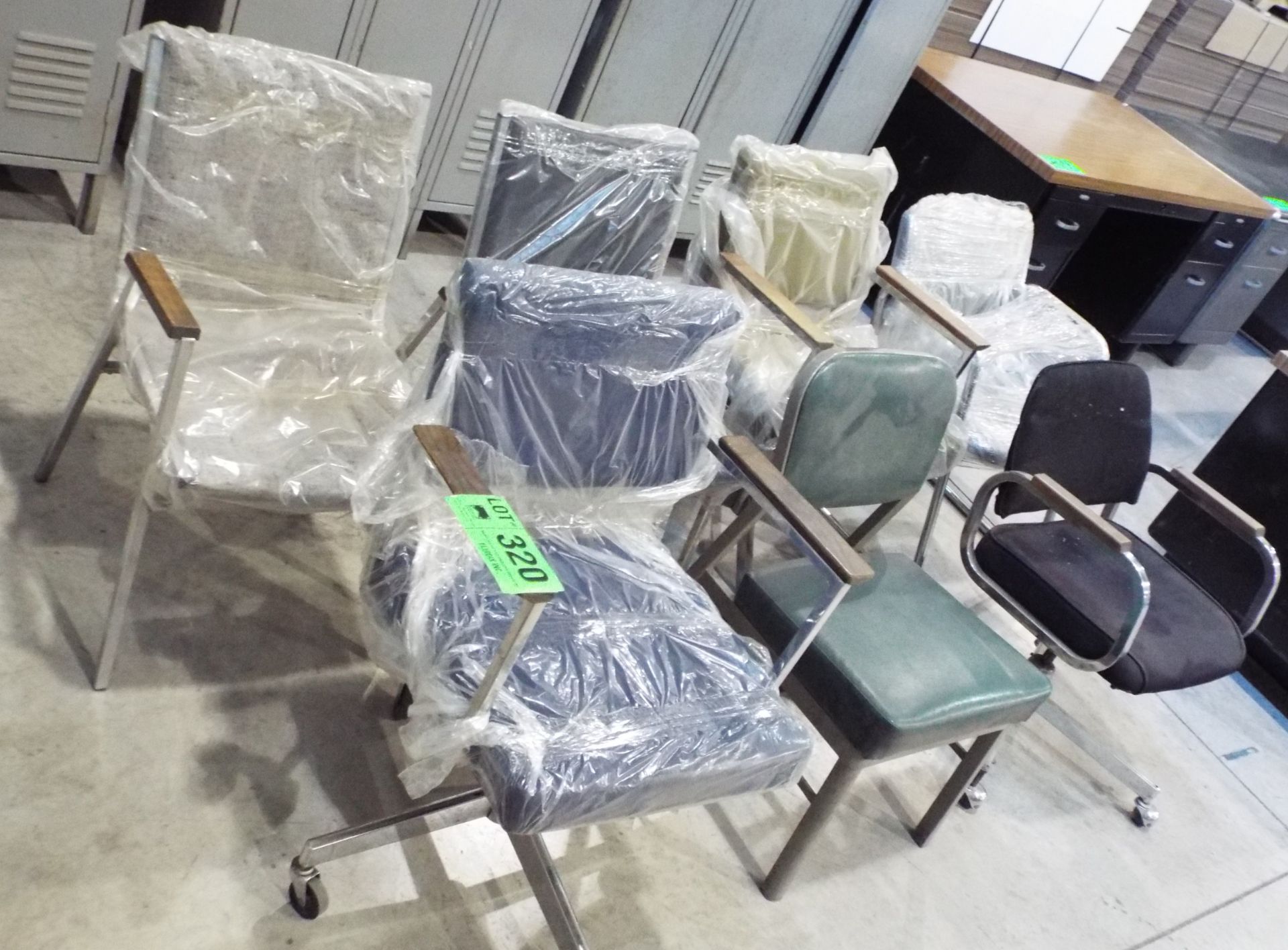 LOT/ OFFICE CHAIRS