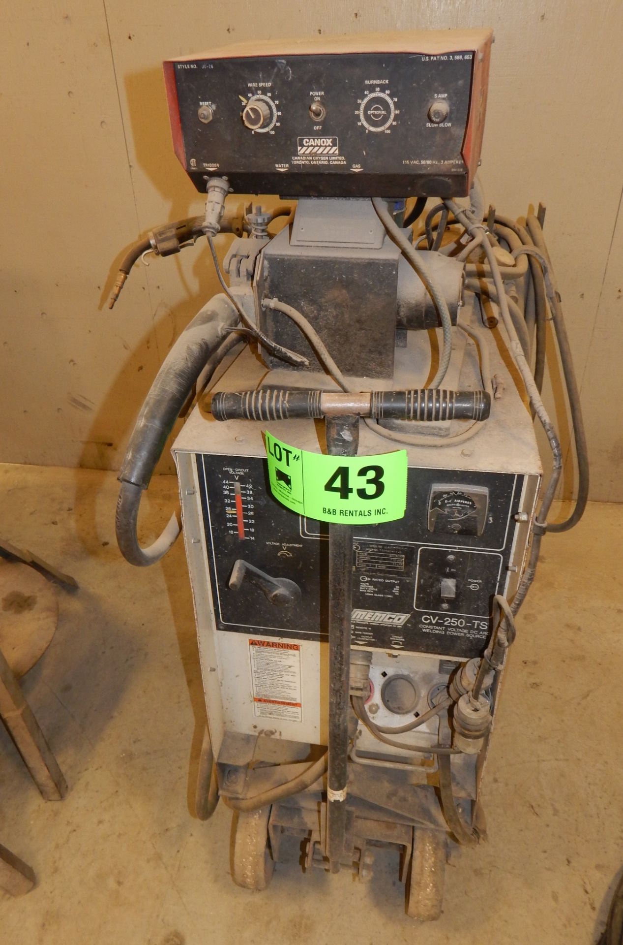 MEMCO CV-250-CS MIG WELDER WITH WIRE FEEDER, CABLES AND GUN S/N: KAS27980