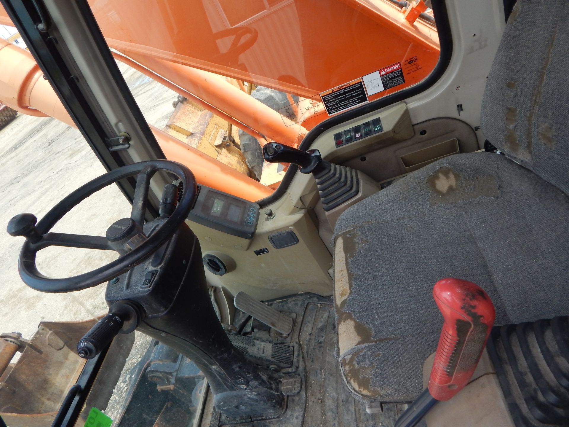 DOOSAN (2006) SOLAR 180W-V WHEEL EXCAVATOR WITH 150 HP TURBODIESEL ENGINE, APPROX 11292 HOURS - Image 3 of 4