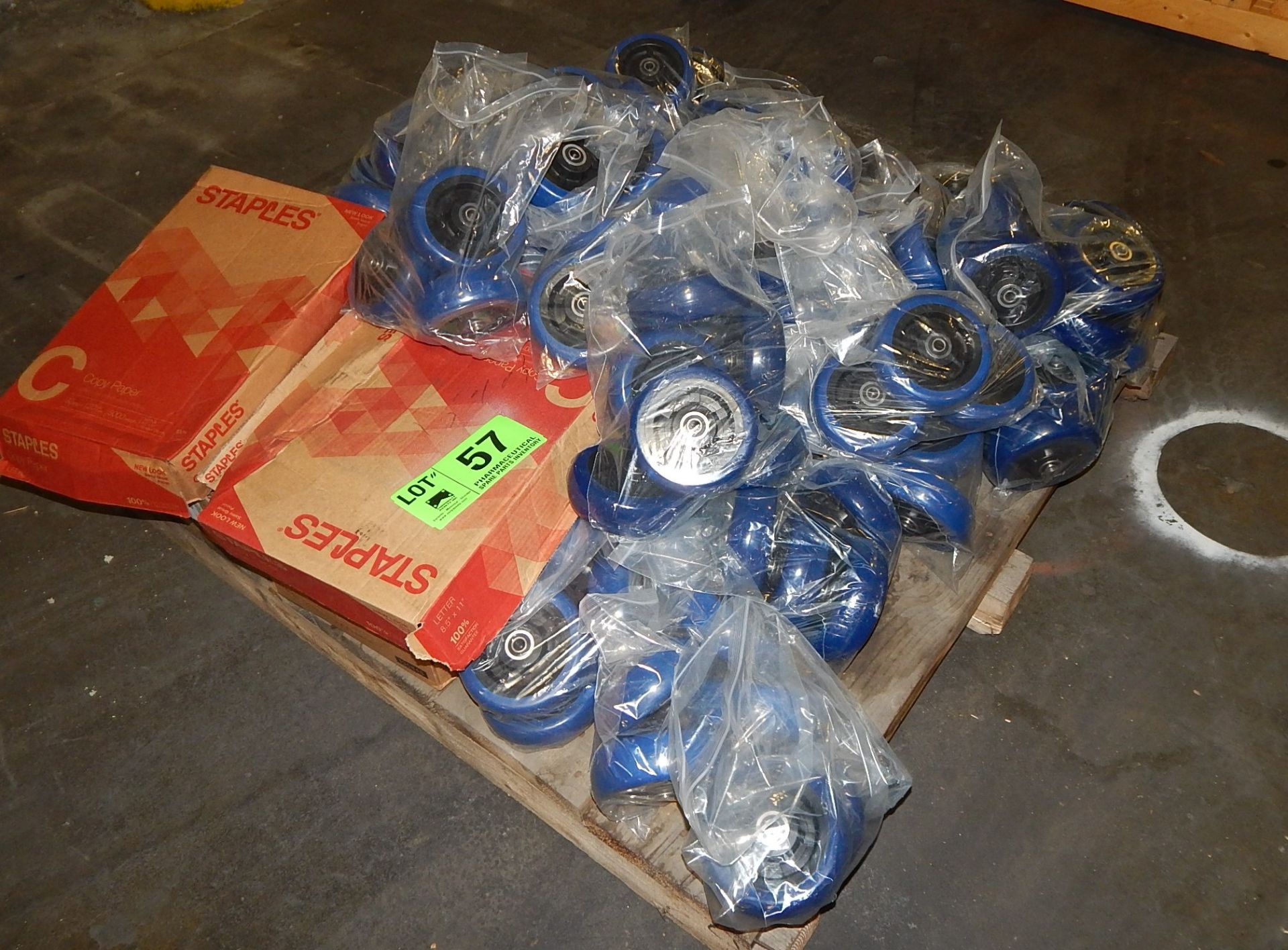 LOT/ SKID WITH CONTENTS CONSISTING OF CASTERS