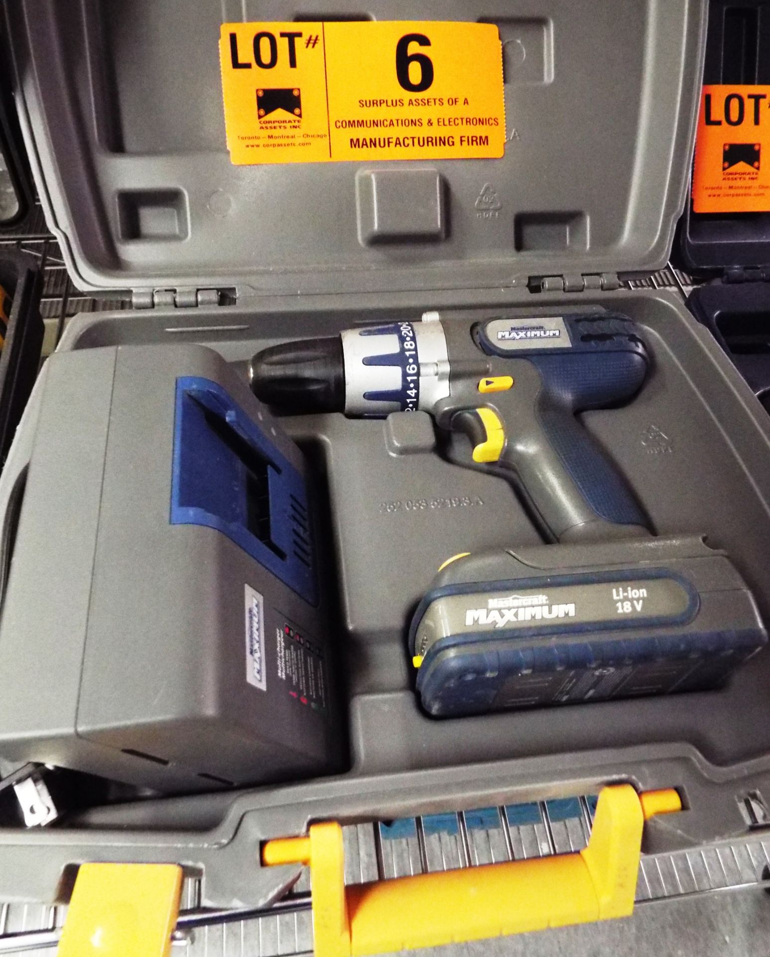 MASTERCRAFT MAXIMUM 18V CORDLESS DRILL WITH CHARGER