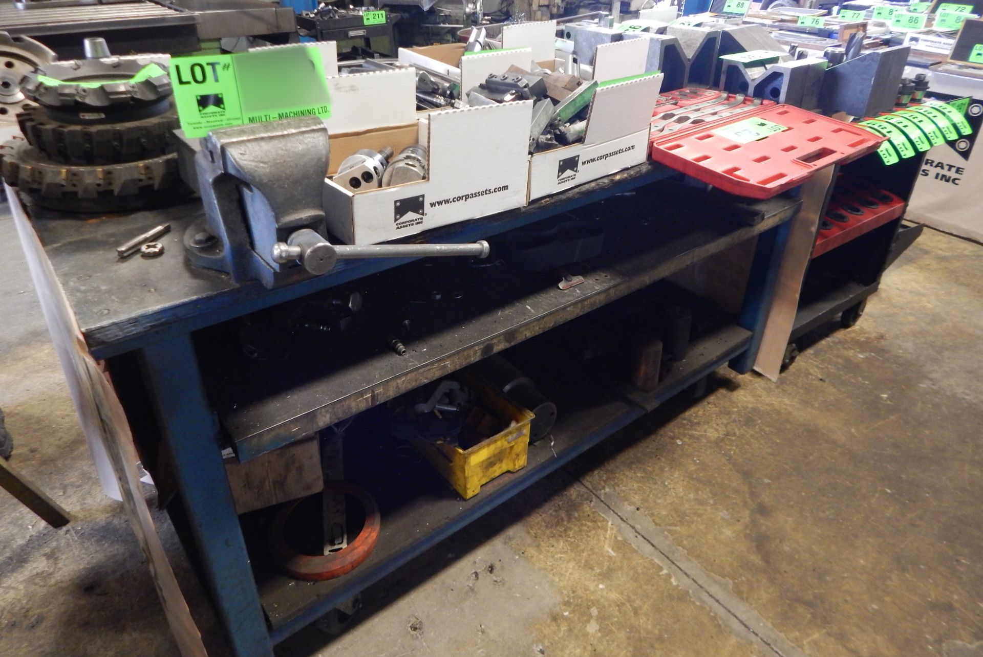 BENCH VISE WITH SHOP TABLE (DELAY DELIVERY)